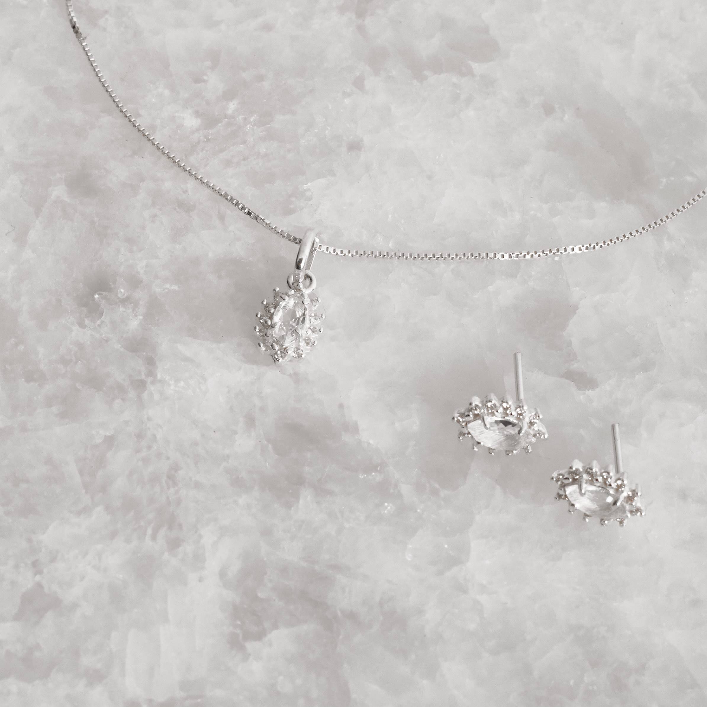 Conjunto brinco e colar zircônia navete cristal com cravejado 9mm 45cm