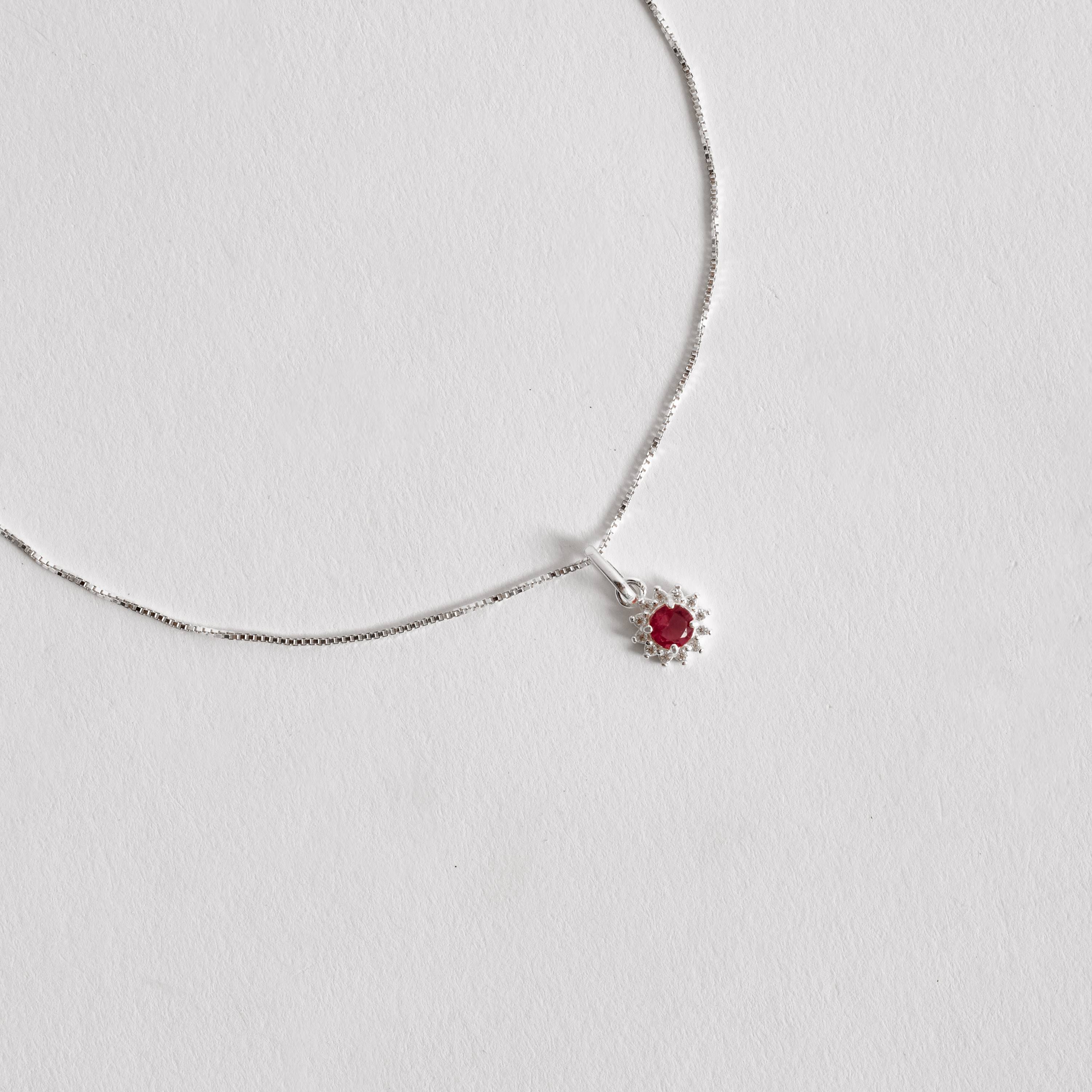 Imagem Colar pingente zircônia redonda cereja com cravejado 7mm 45cm