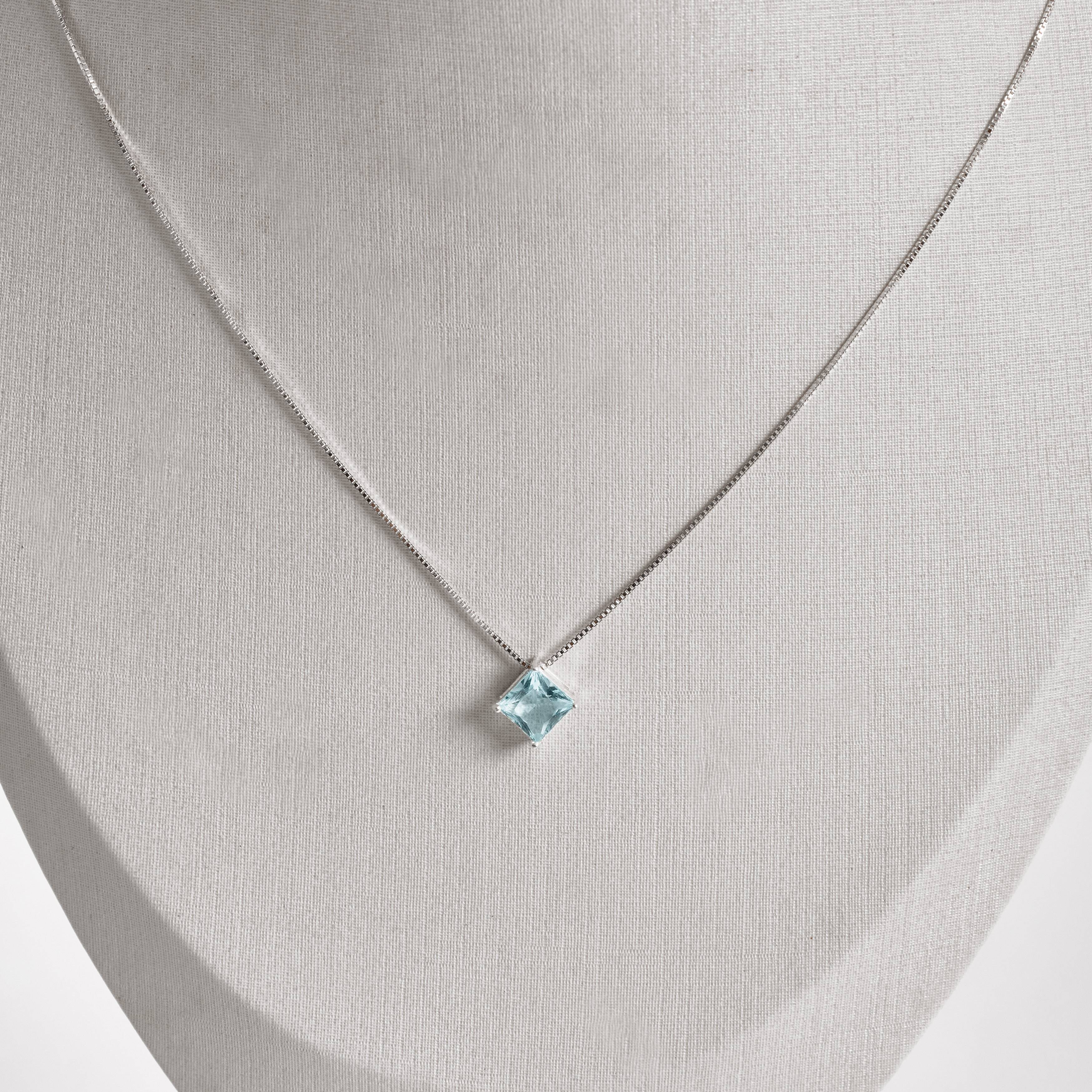 Imagem Colar zircônia losango azul claro 10mm 45cm