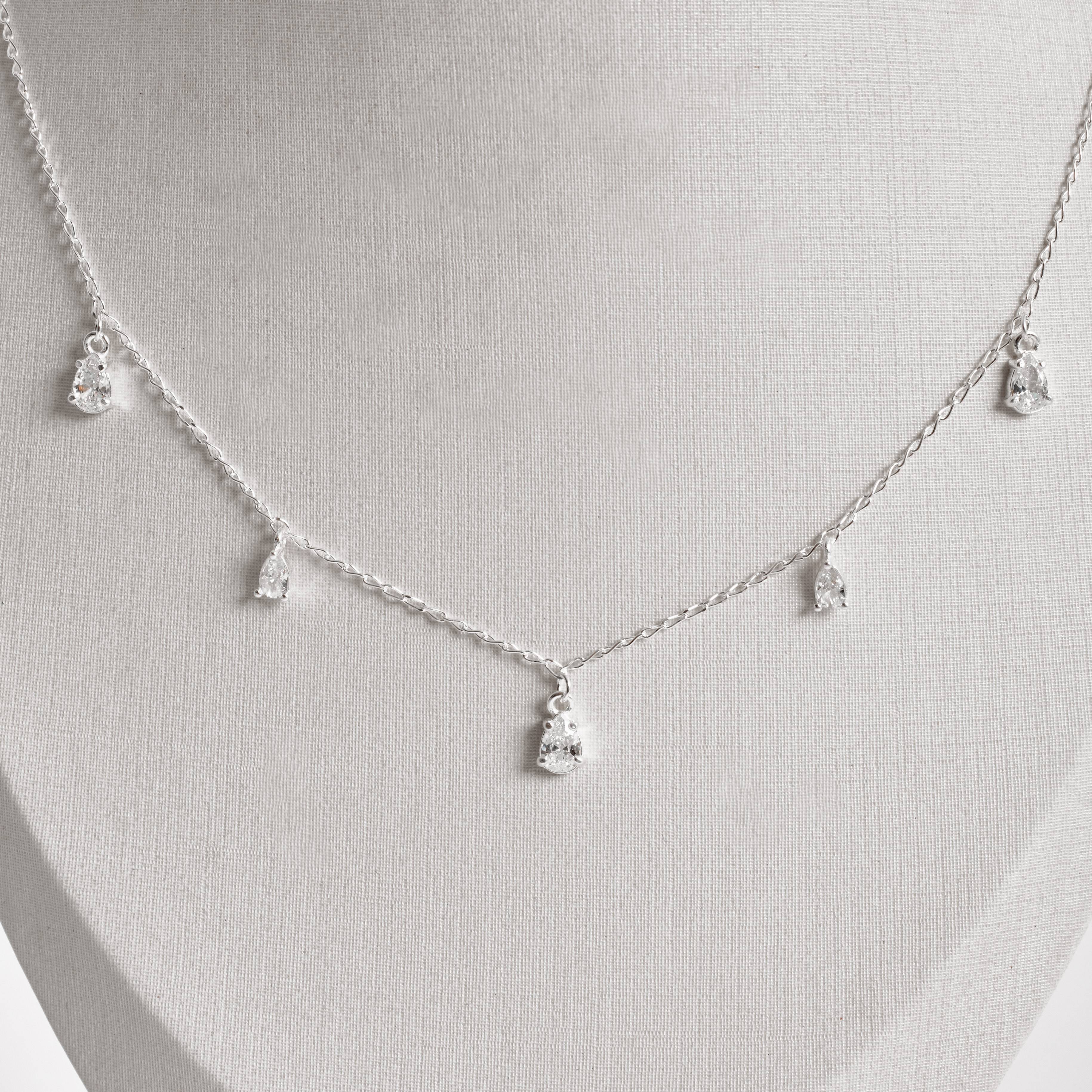 Imagem Colar pingentes zircônias gota 5 e 6mm corrente grumet 45cm