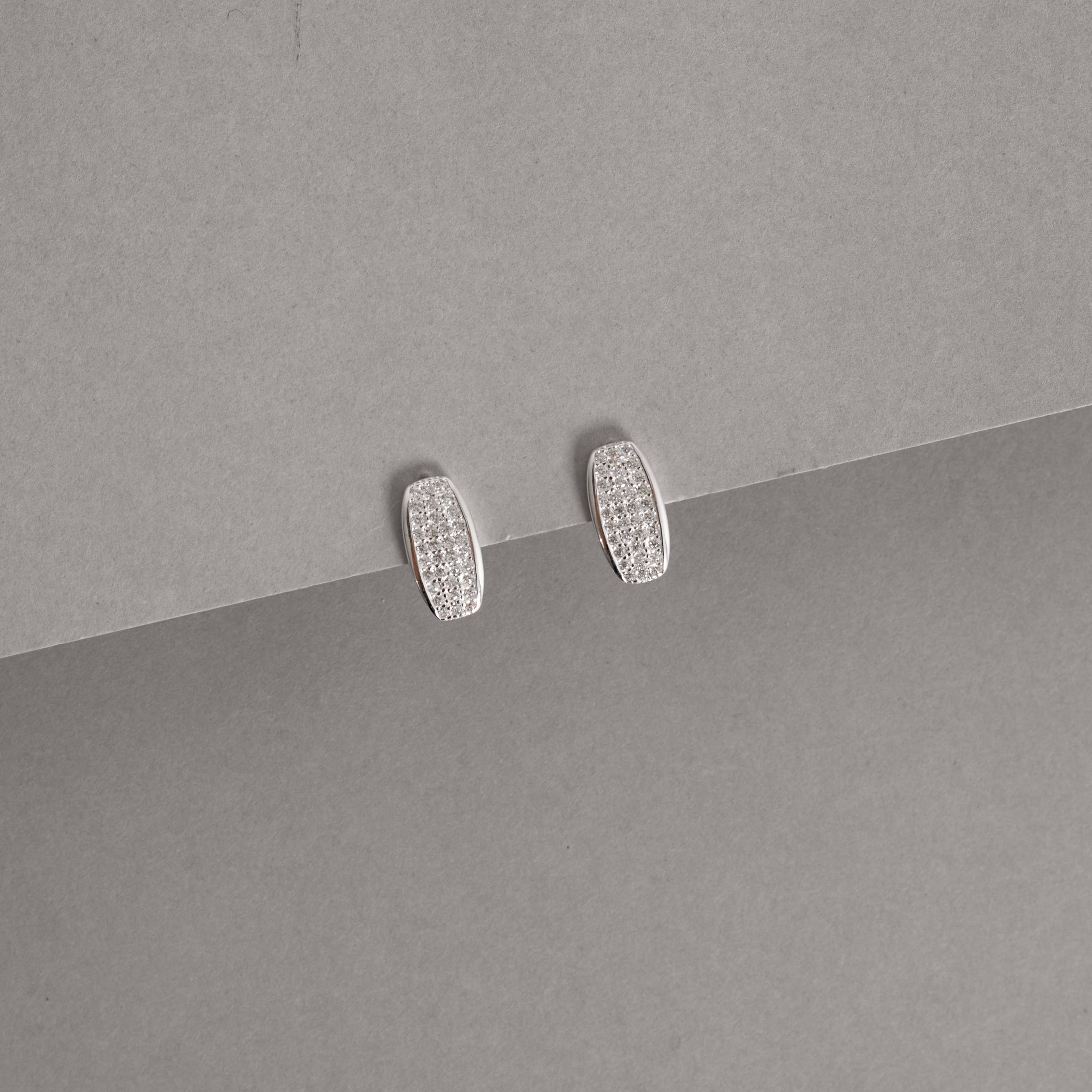 Imagem Secundária Argola click oval 11mm retângulo cravejado