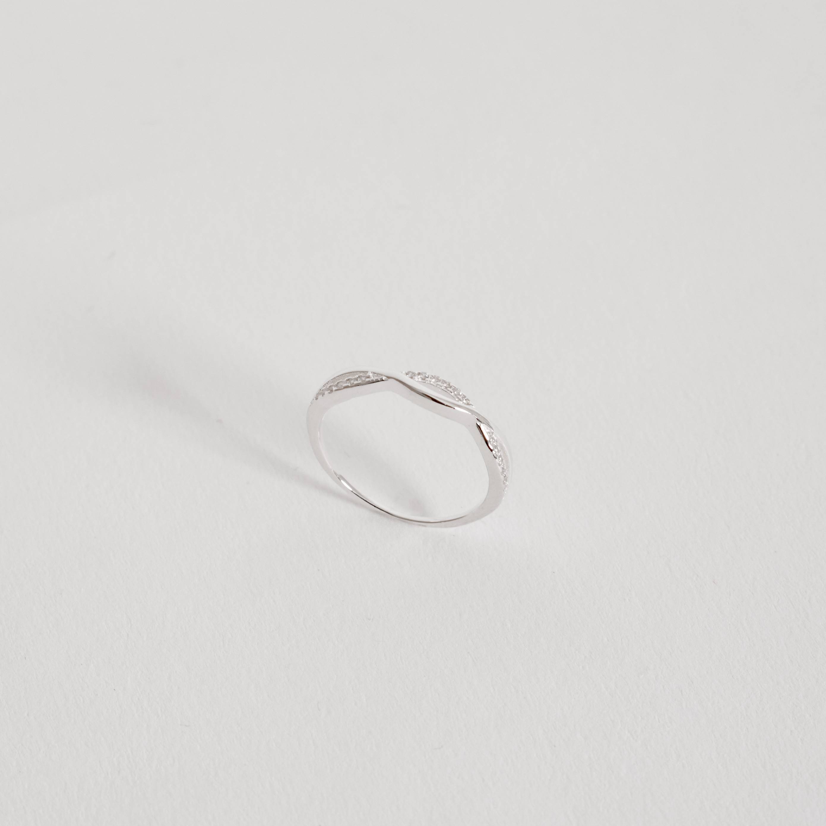 Imagem Secundária Anel trançado com cravejado