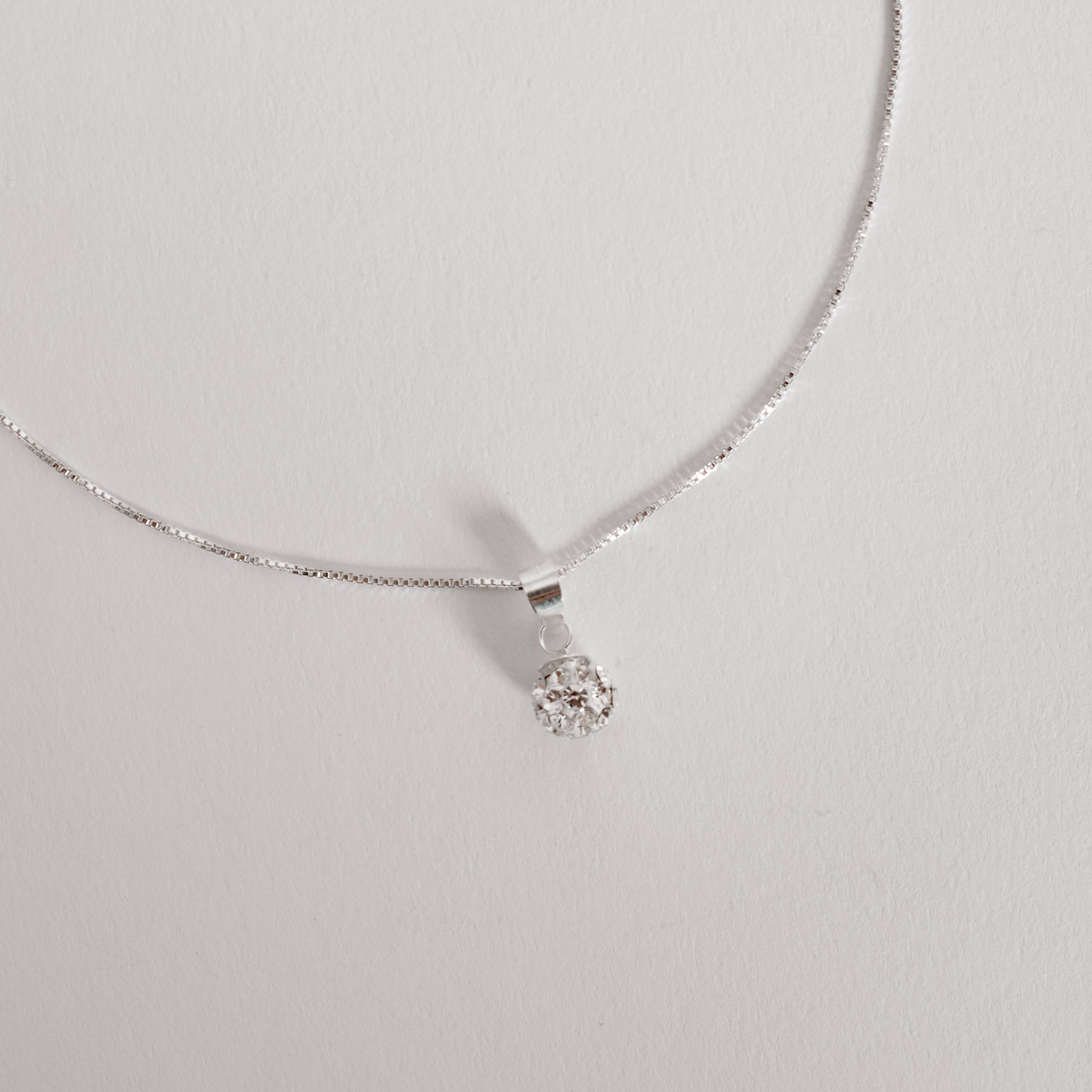 Colar pingente bola cravejada 6mm 40cm