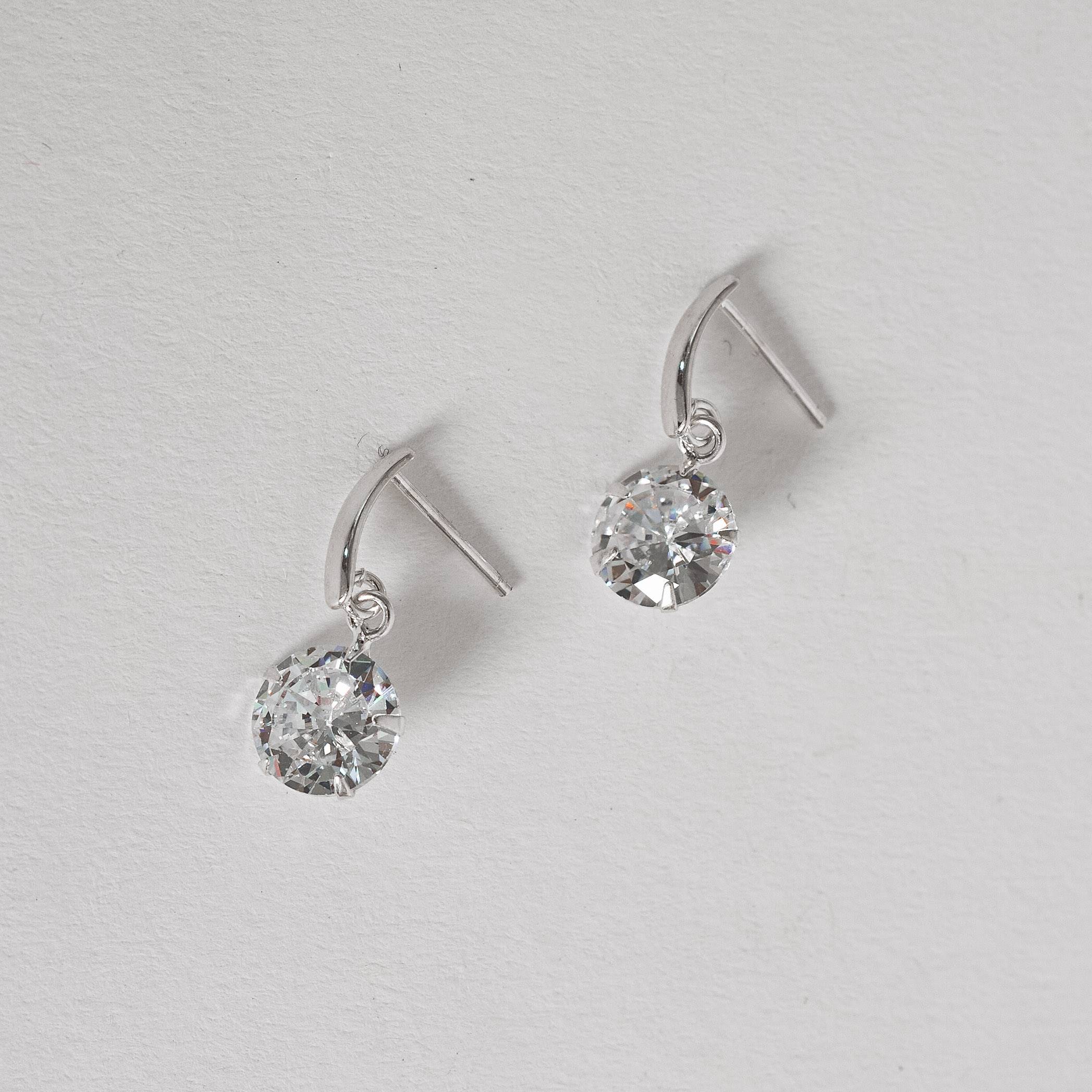 Imagem Brinco base com zircônia cristal 8mm