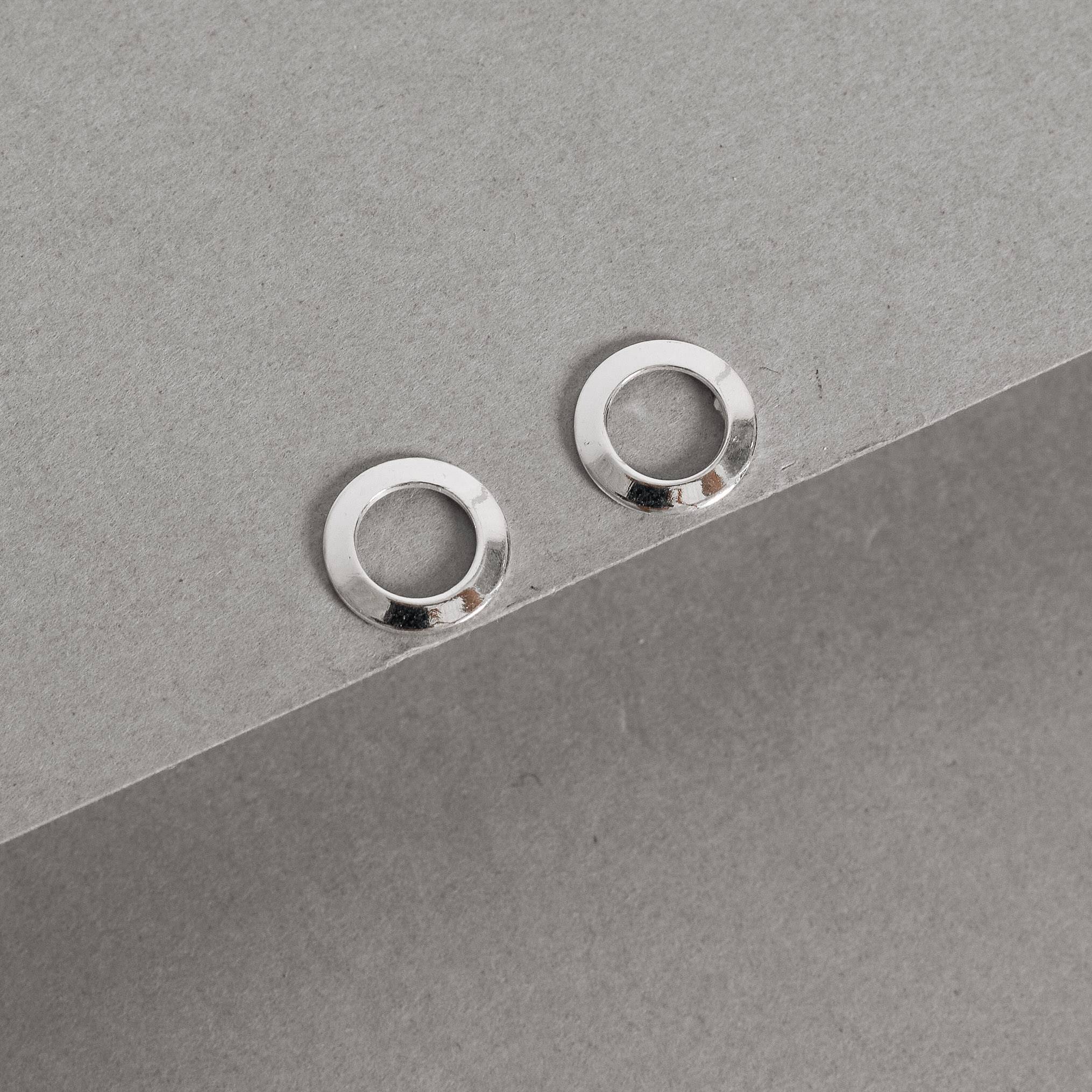 Imagem Secundária Brinco círculo vazado 10mm