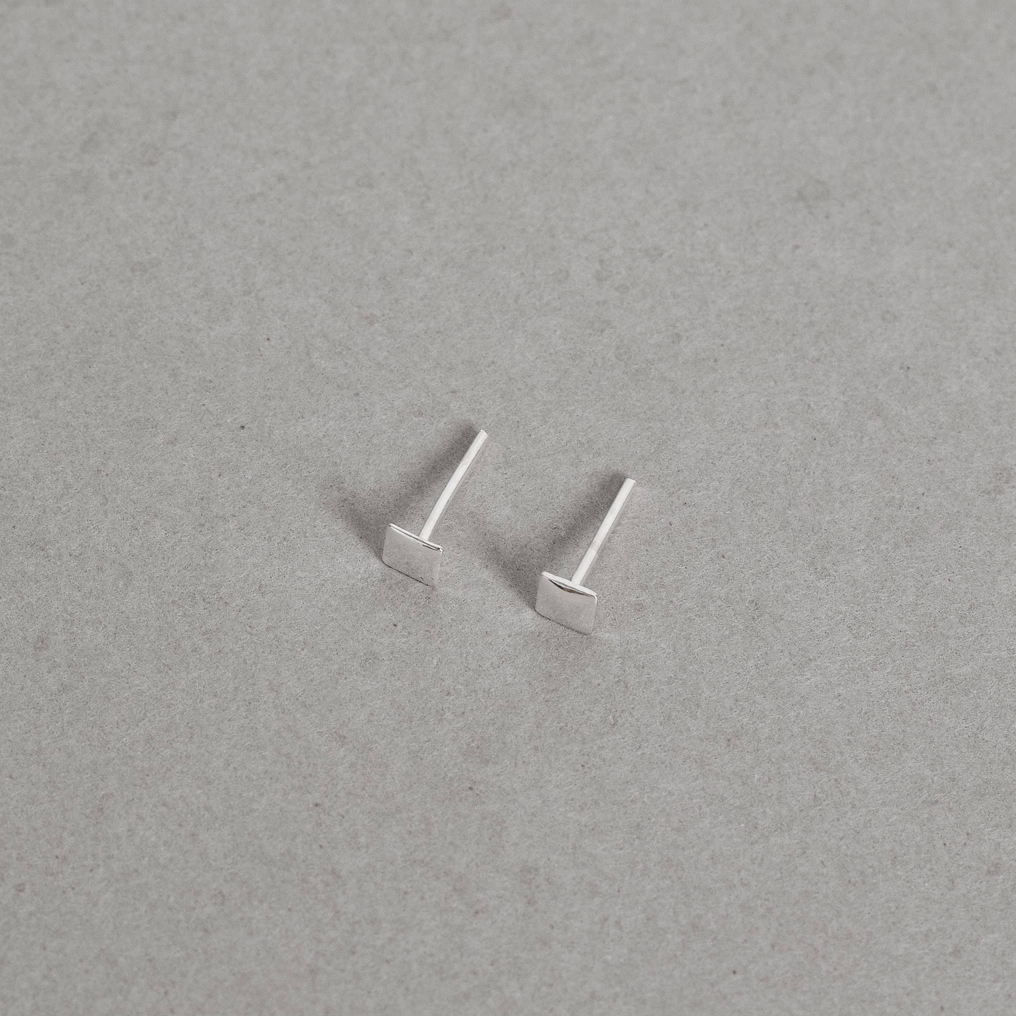 Brinco quadrado 3mm