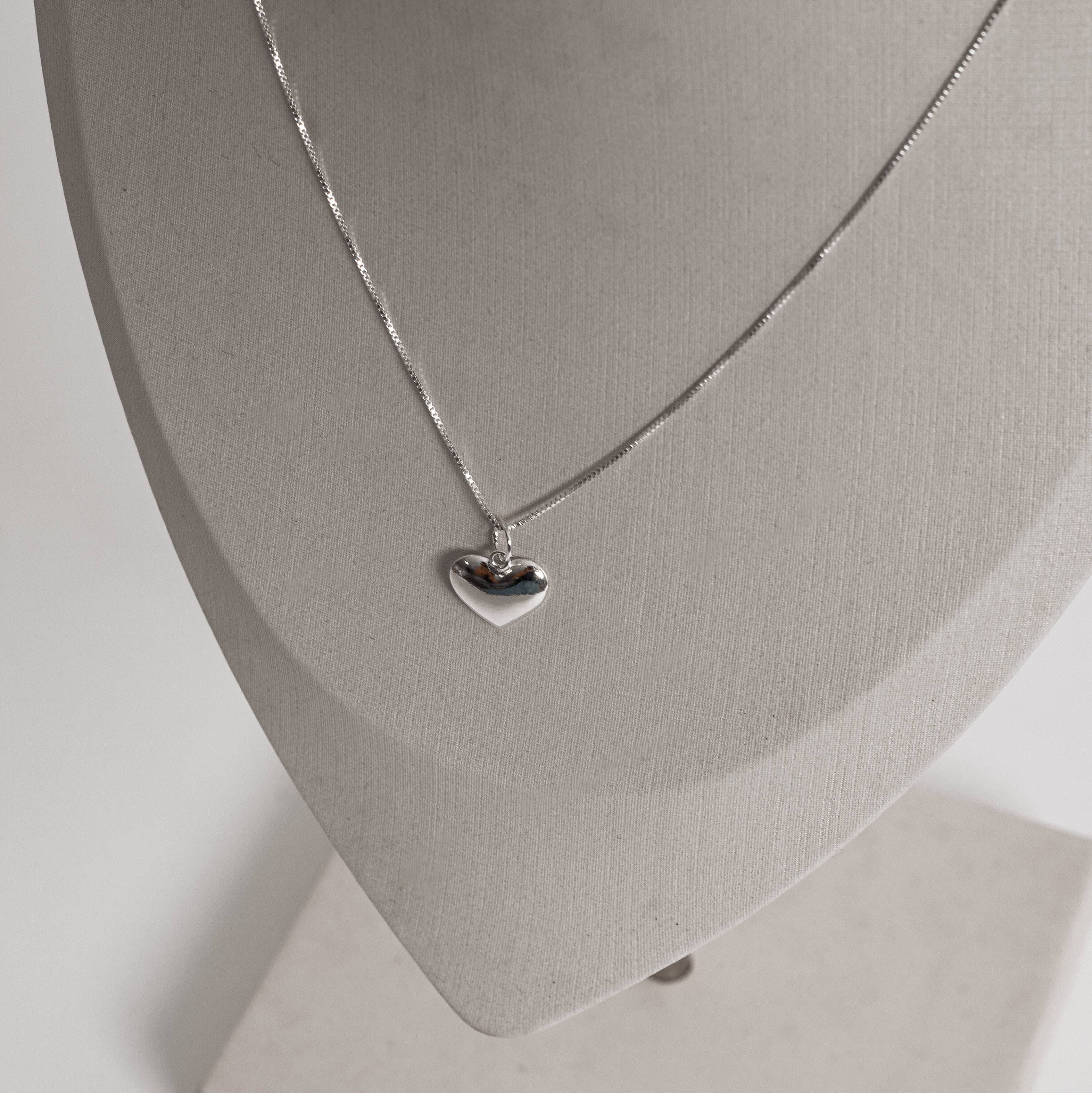 Imagem Secundária Colar pingente coração liso 12mm 40cm