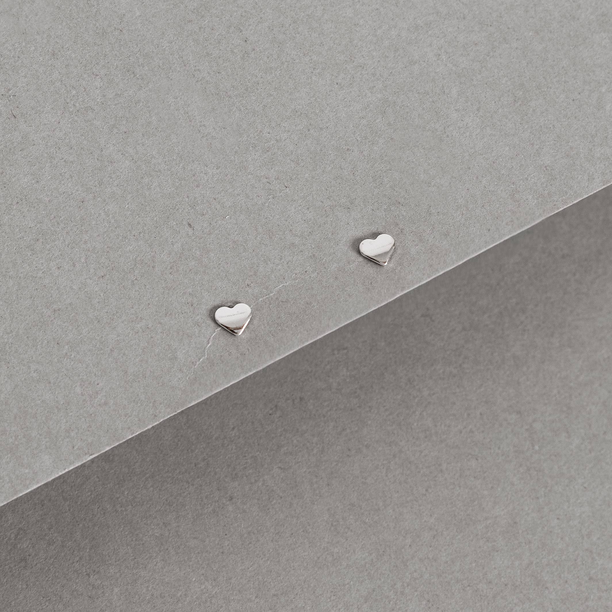 Brinco coração 3mm