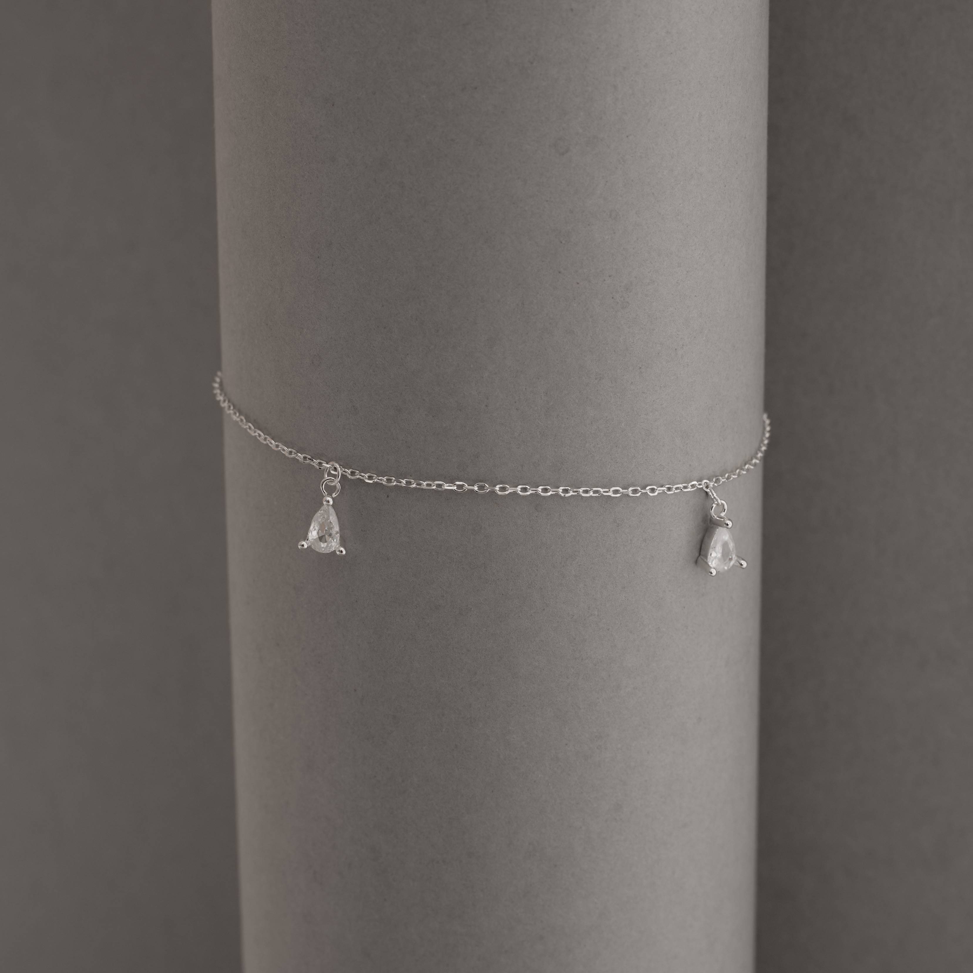 Imagem Secundária Pulseira pingentes zircônias gota 6mm 16+4cm