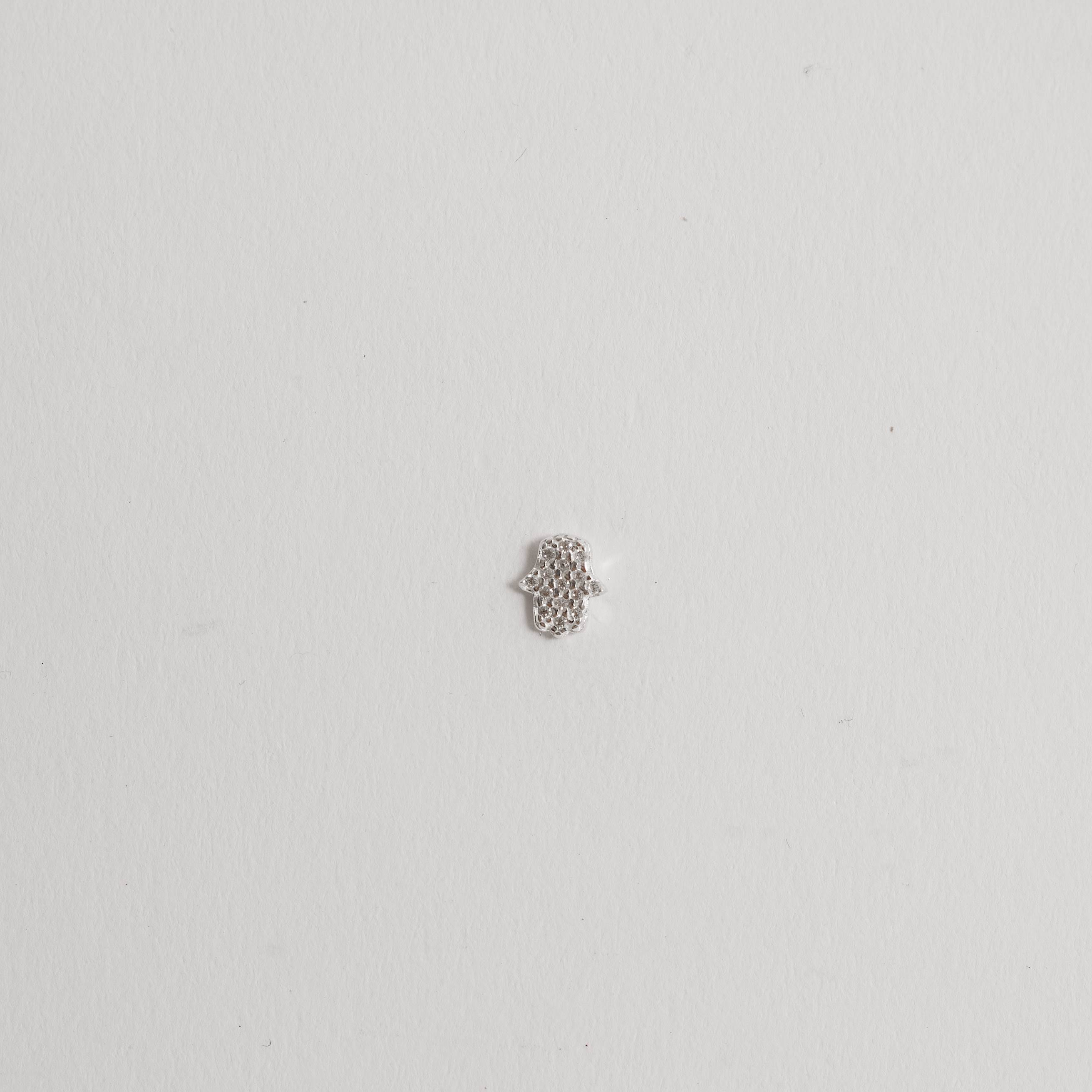 Piercing haste mão cravejada 7mm