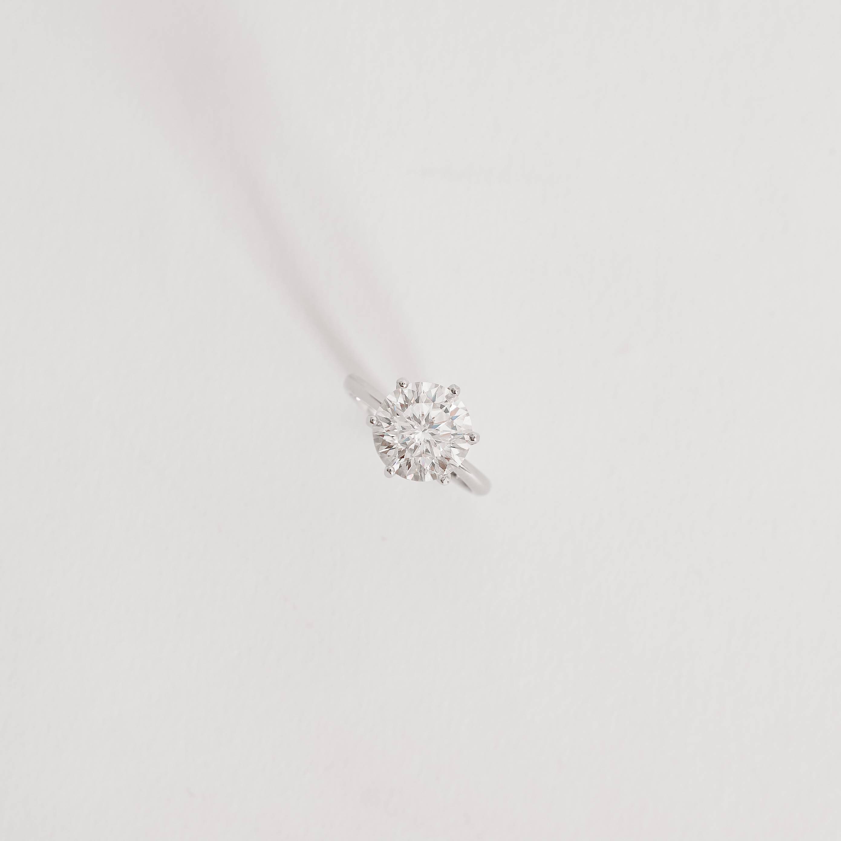 Anel solitário moissanite 10mm ródio