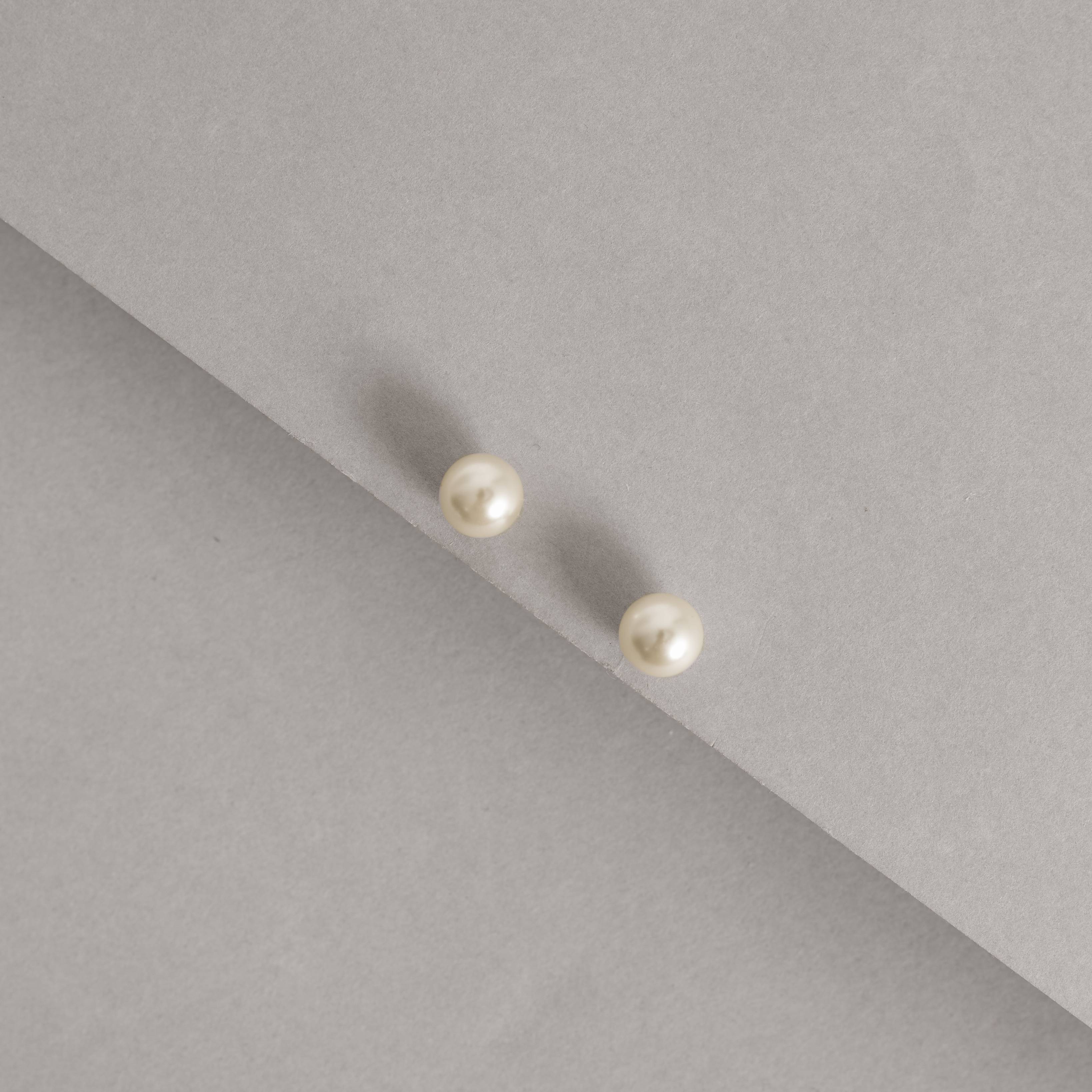 Imagem Secundária Brinco pérola redonda 8mm