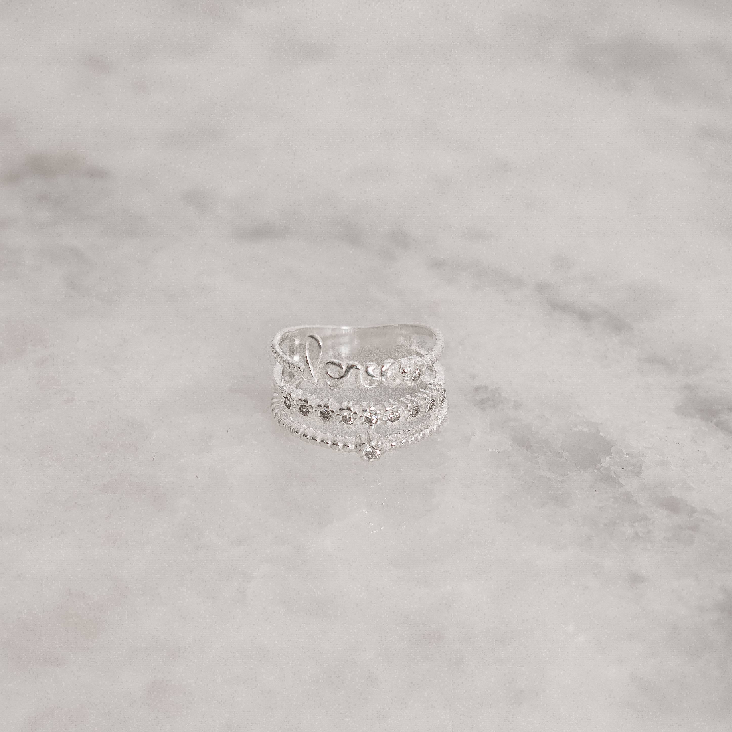 Imagem Secundária Anel triplo love, meia aliança e solitário