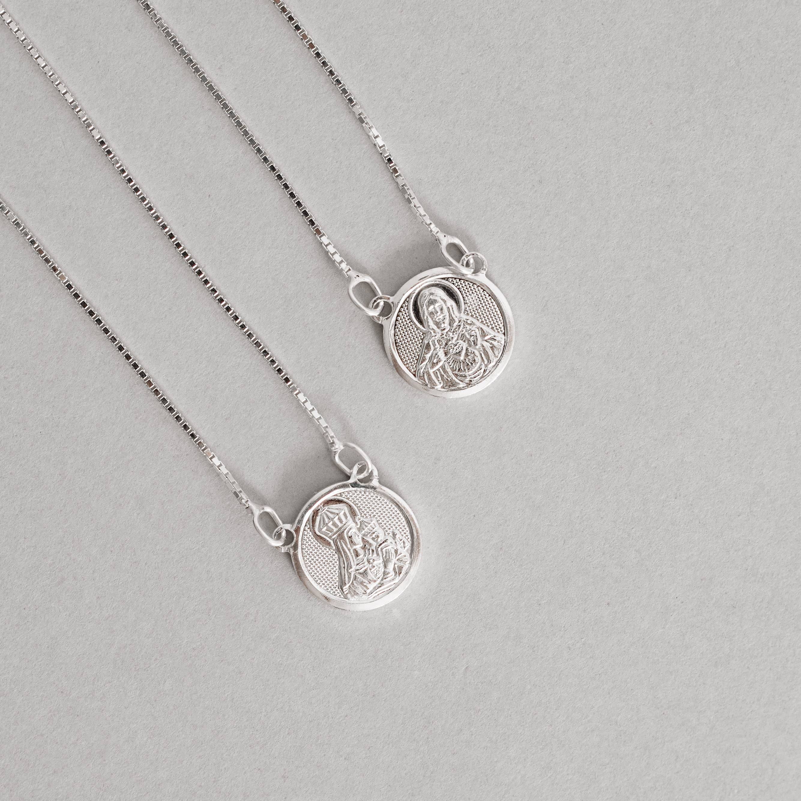 Escapulário medalhas redonda tradicional verso Salmos v15 60cm