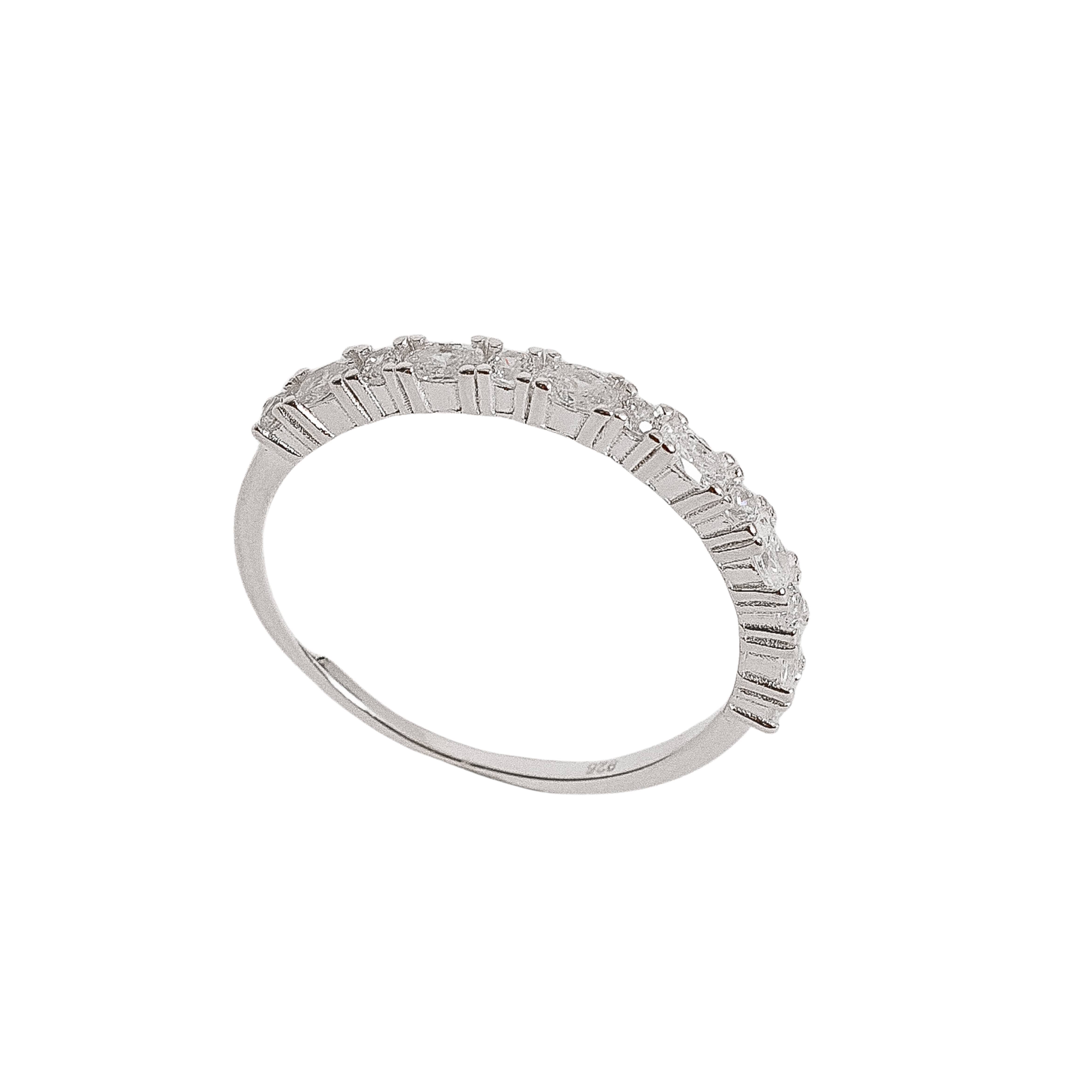 Imagem Anel meia aliança zircônias redonda e oval