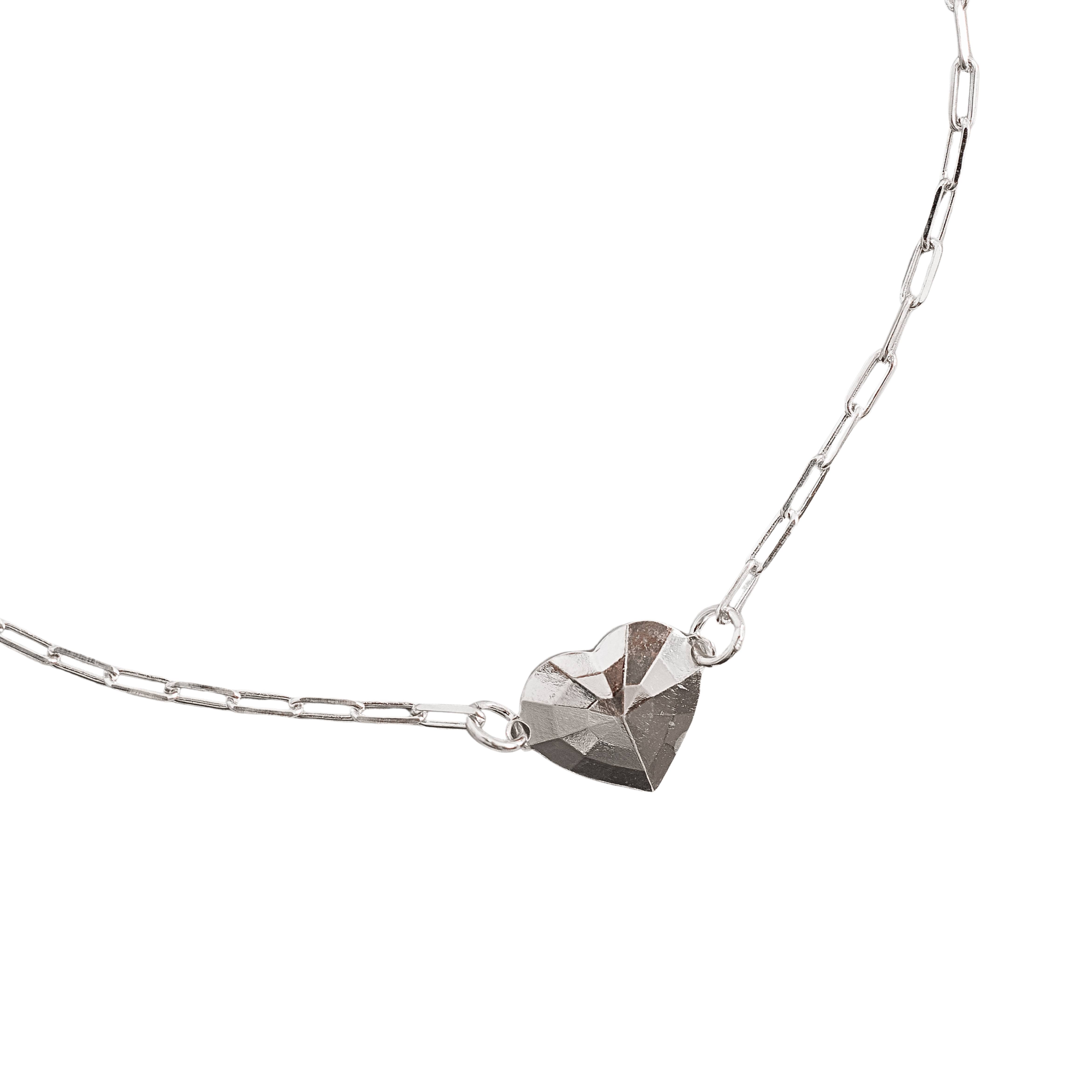 Pulseira entremeio coração facetado 10mm corrente cartier