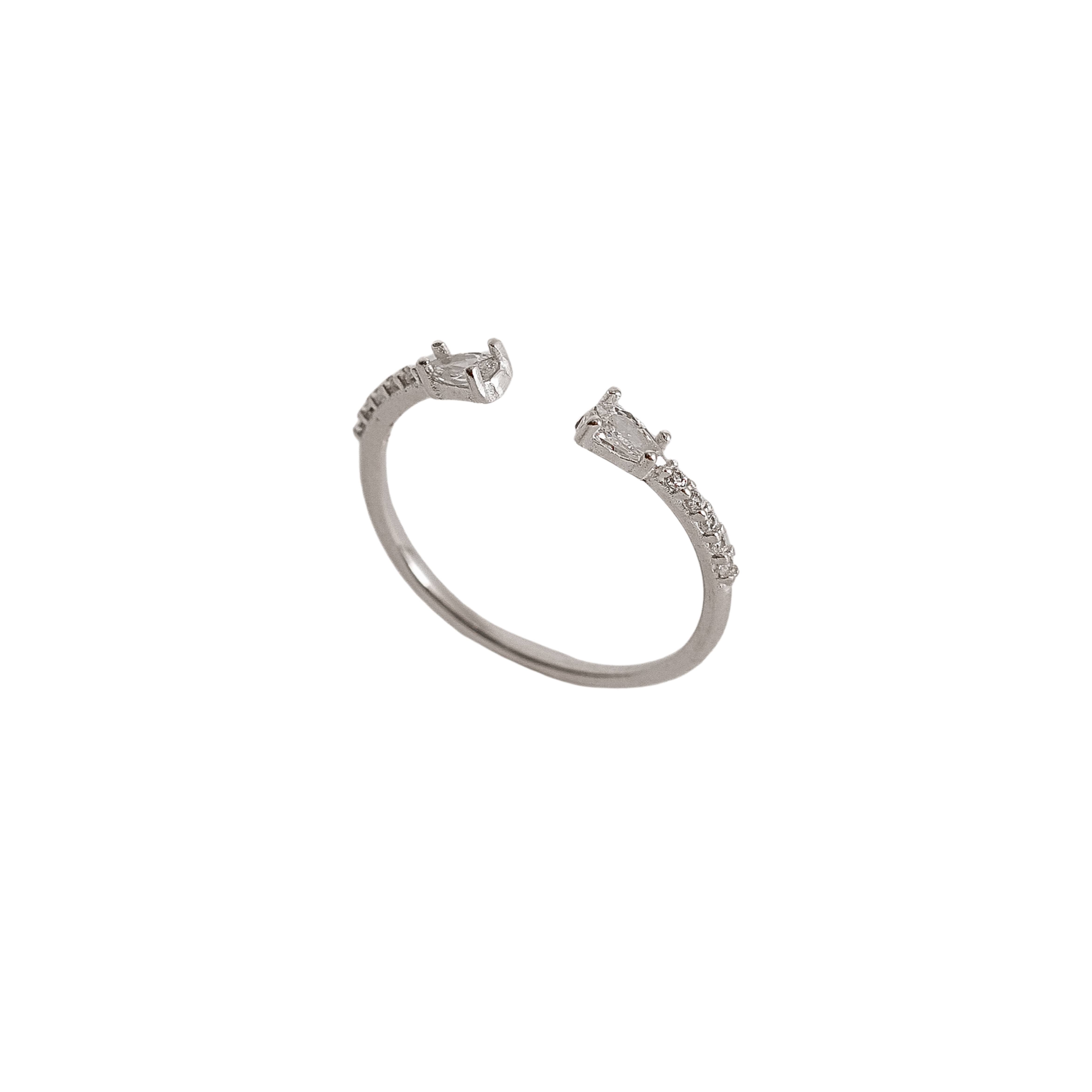 Anel 2 pontas cravejadas regulável P