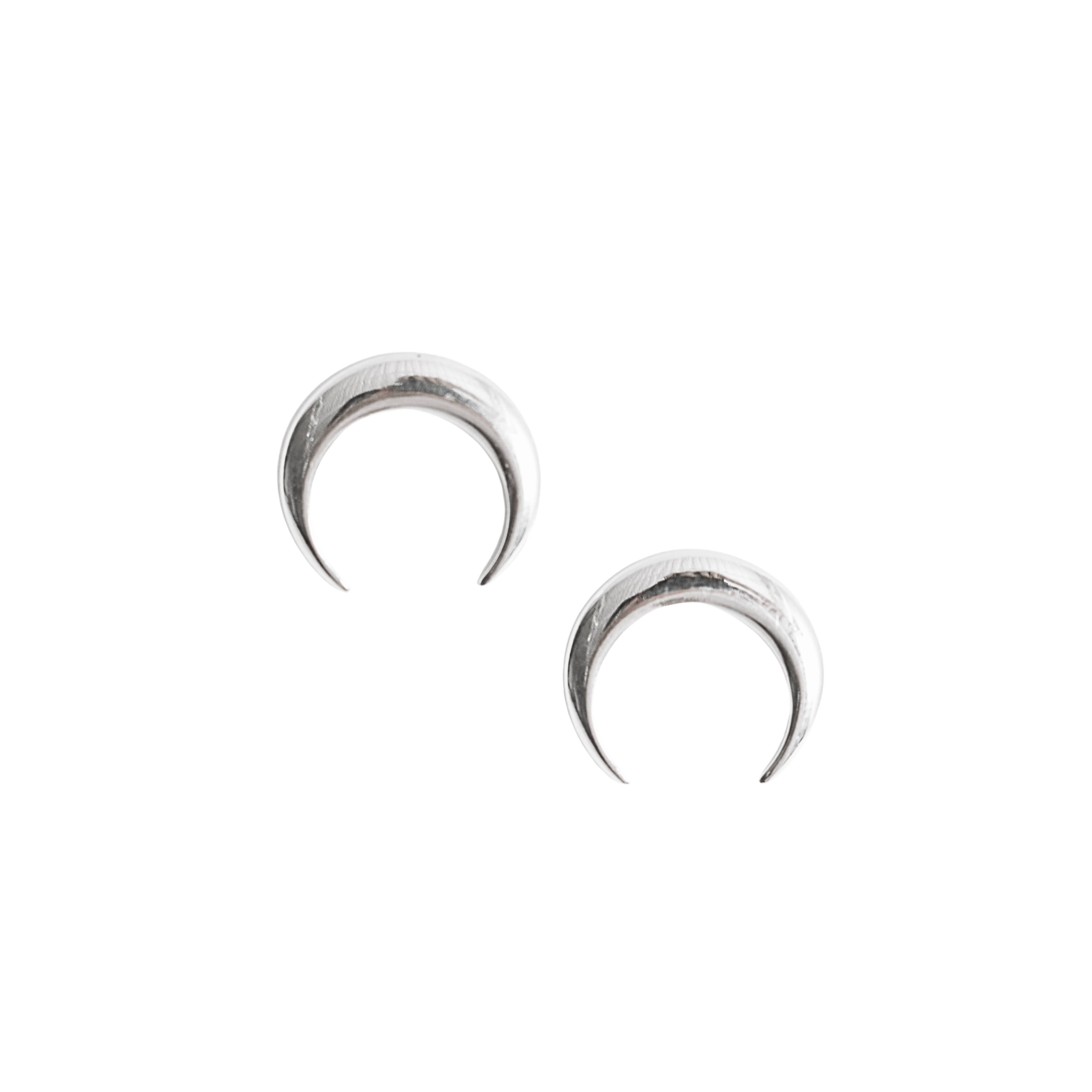 Brinco lua invertida 16mm