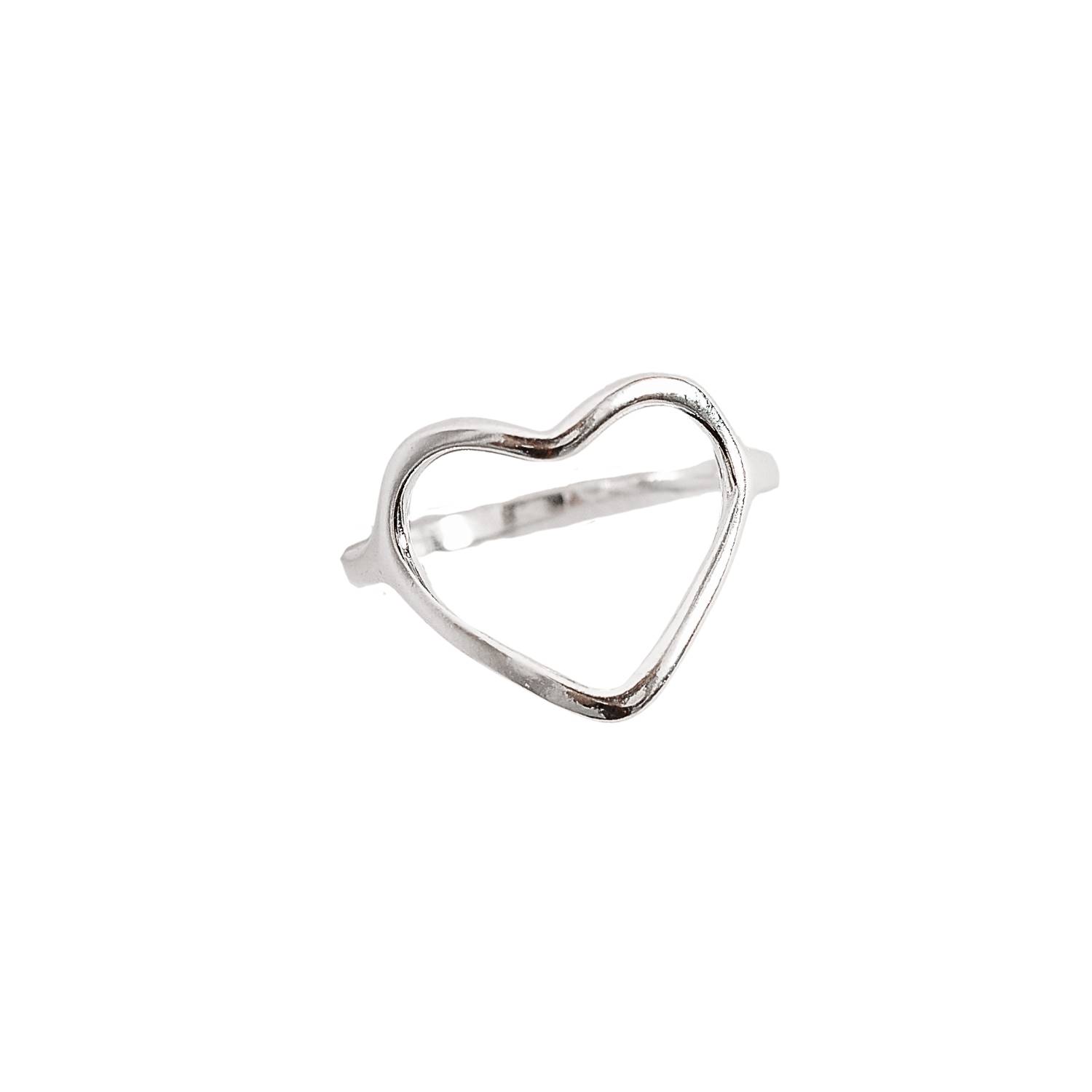 Anel coração vazado 12mm