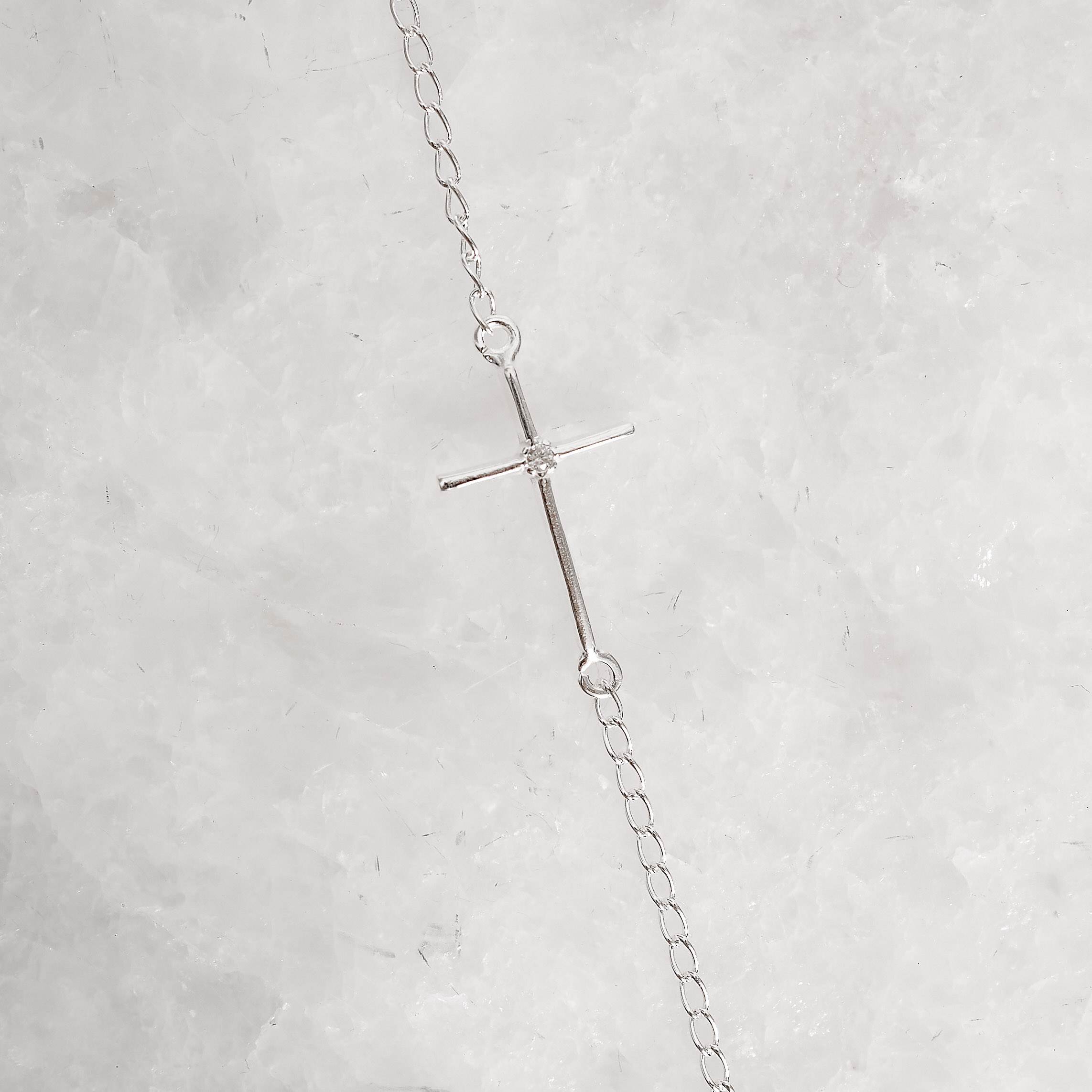 Pulseira entremeio cruz com zircônia 17mm 17+3cm