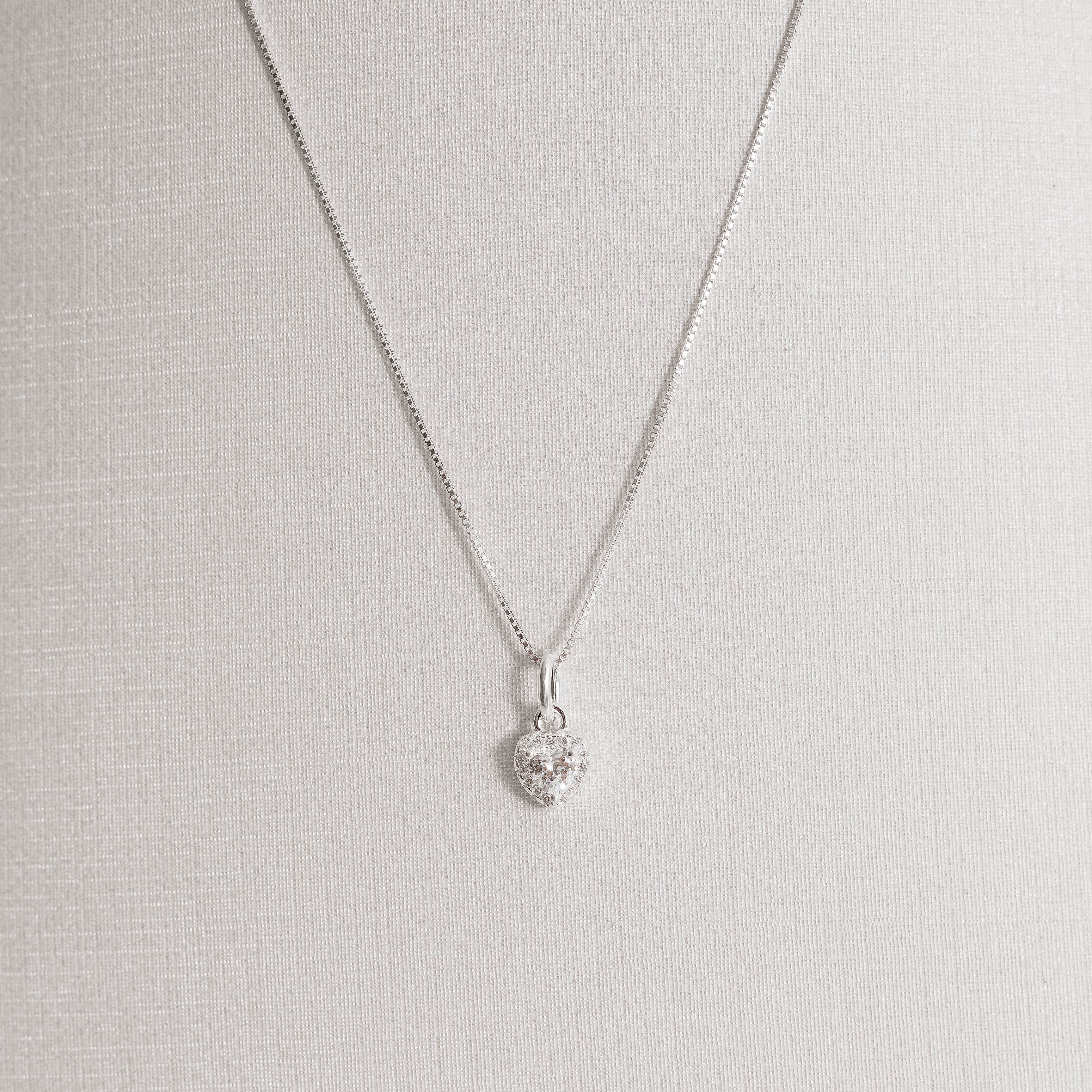 Colar pingente zircônia coração com cravejado cristal 7mm 40cm