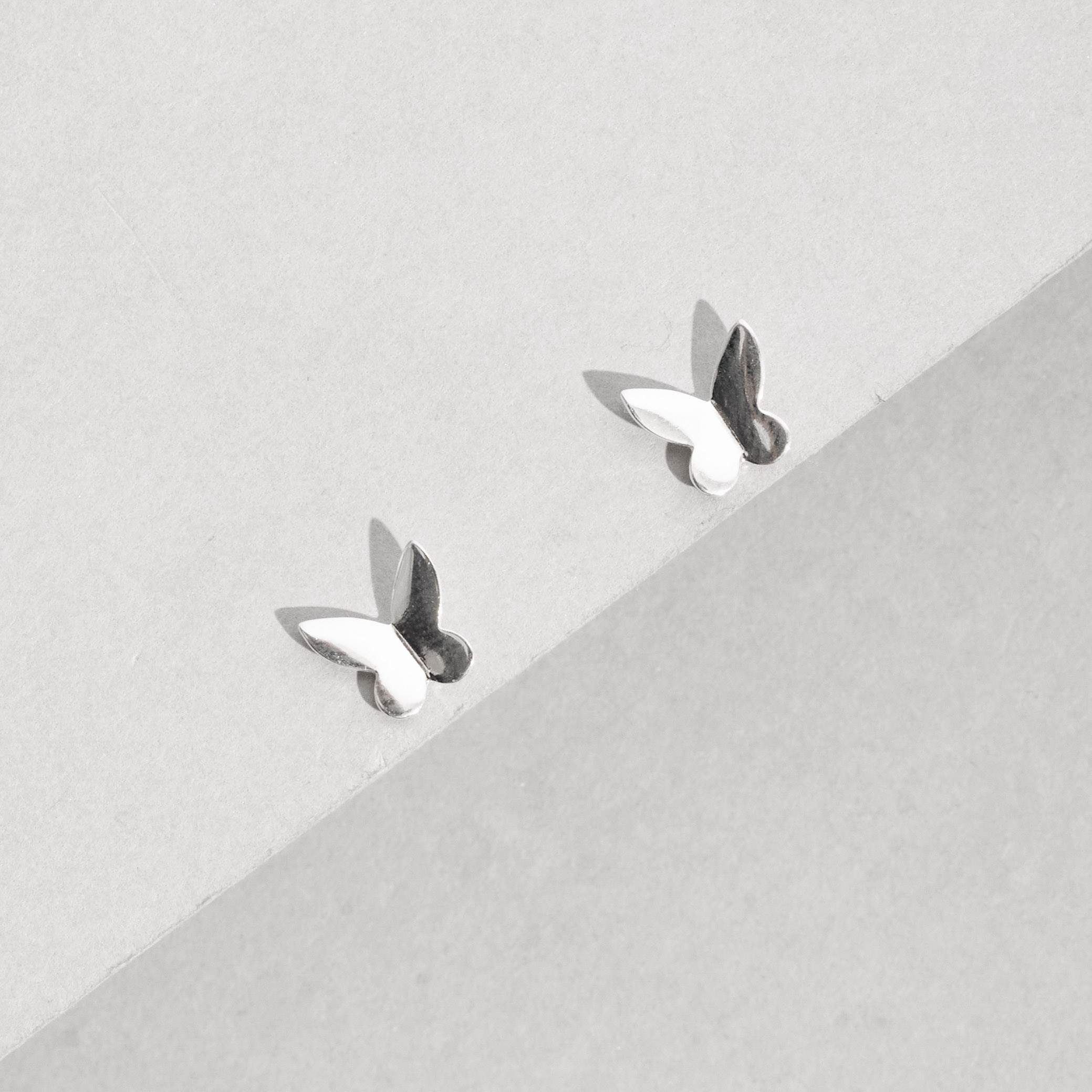 Imagem Secundária Brinco borboleta vinco 8mm