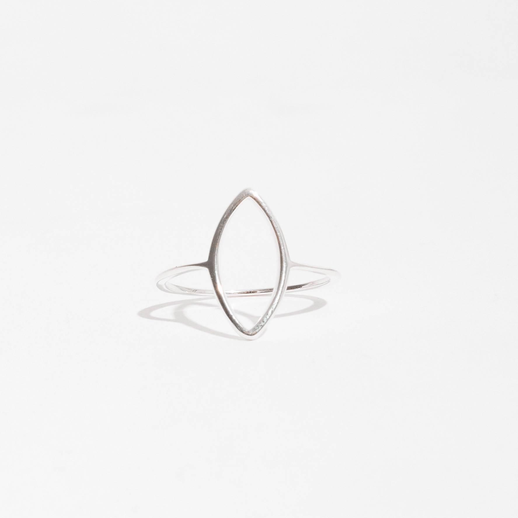 Imagem Anel navete vazado