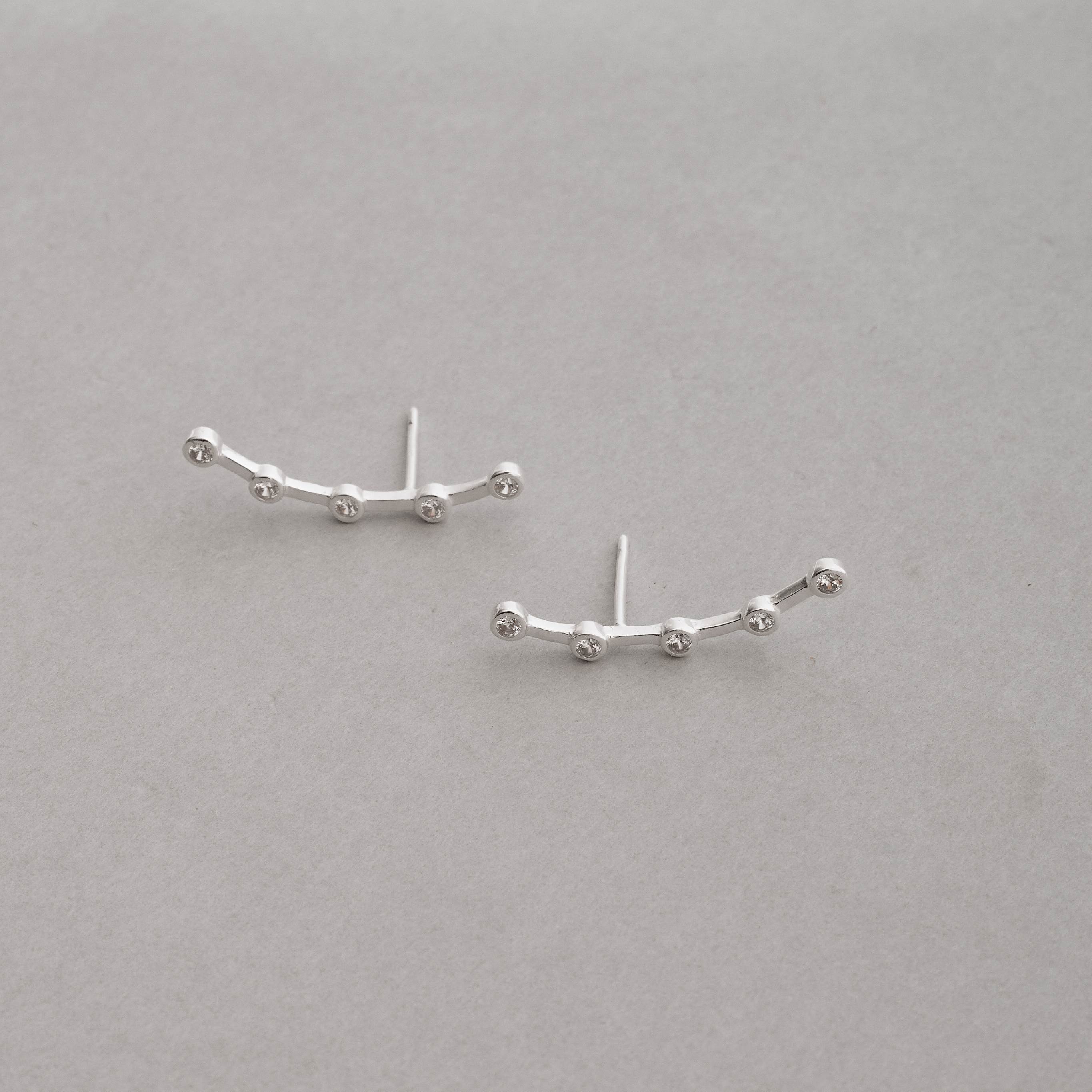 Imagem Secundária Brinco ear cuff 5 zircônias embutidas tarraxa