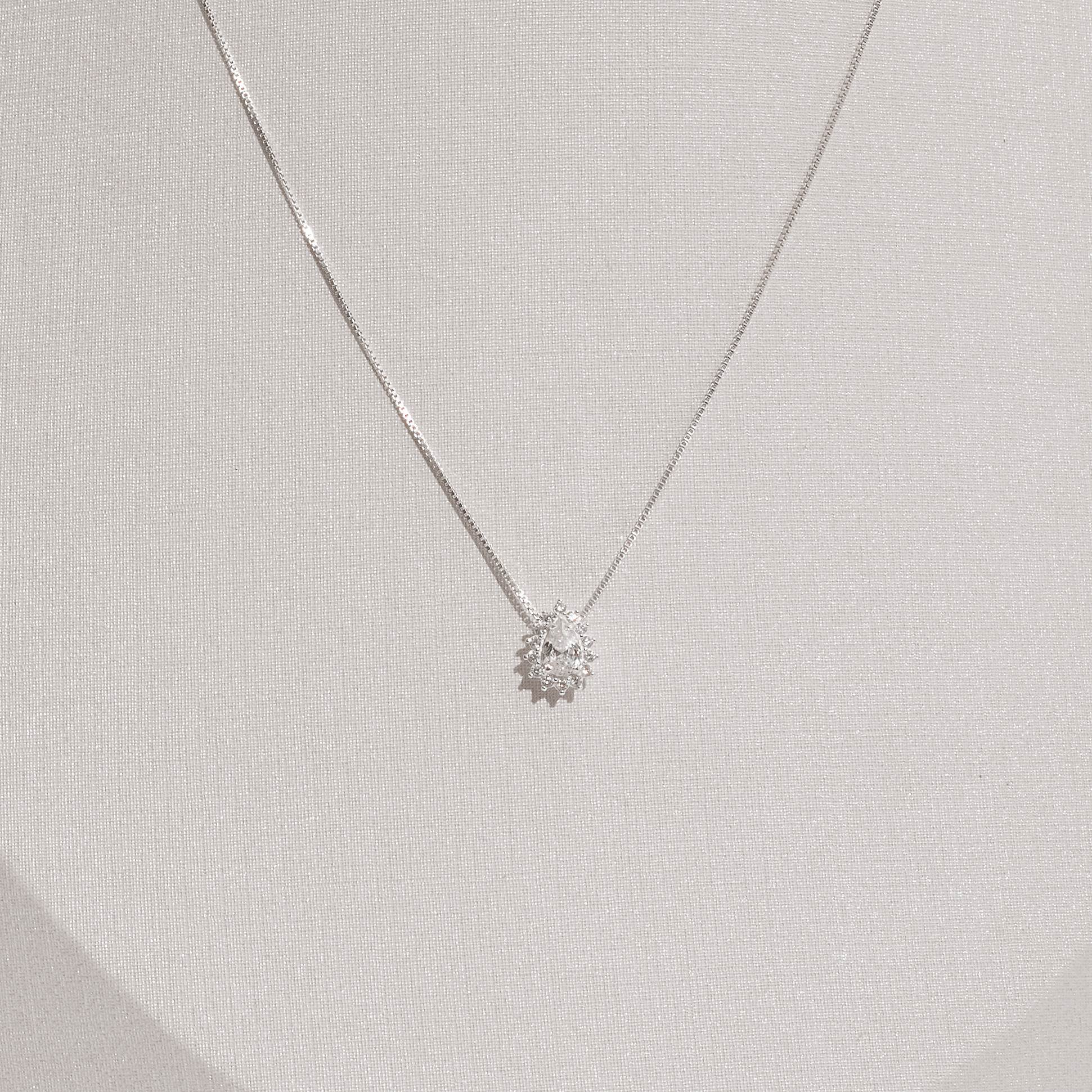 Imagem Secundária Colar zircônia gota com cravejado 10mm 45cm