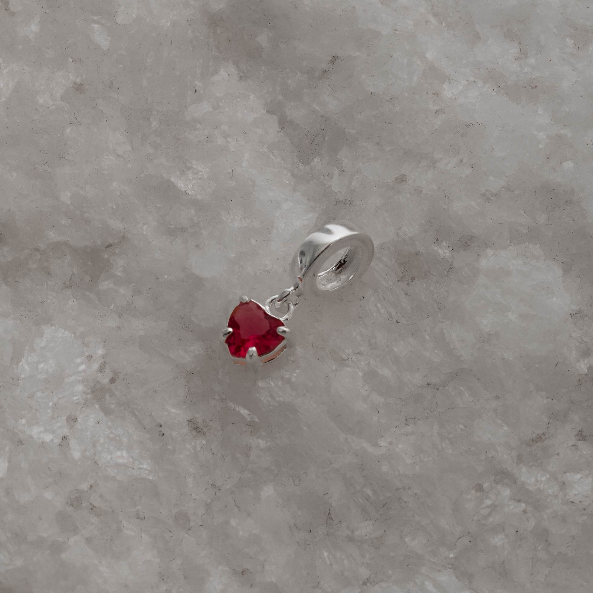 Imagem Secundária Berloque pingente zircônia coração cereja 5mm