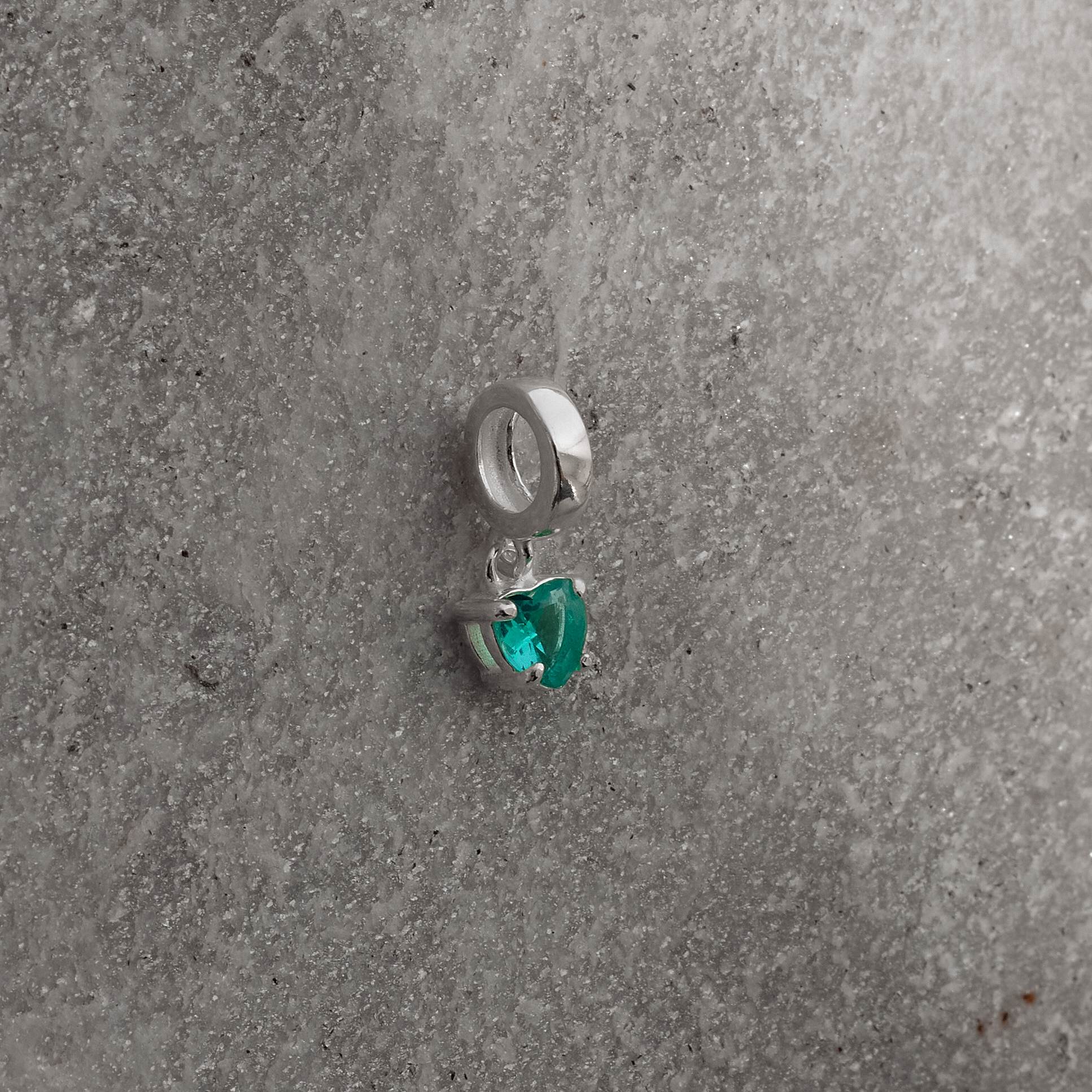 Berloque pingente zircônia coração turmalina 5mm