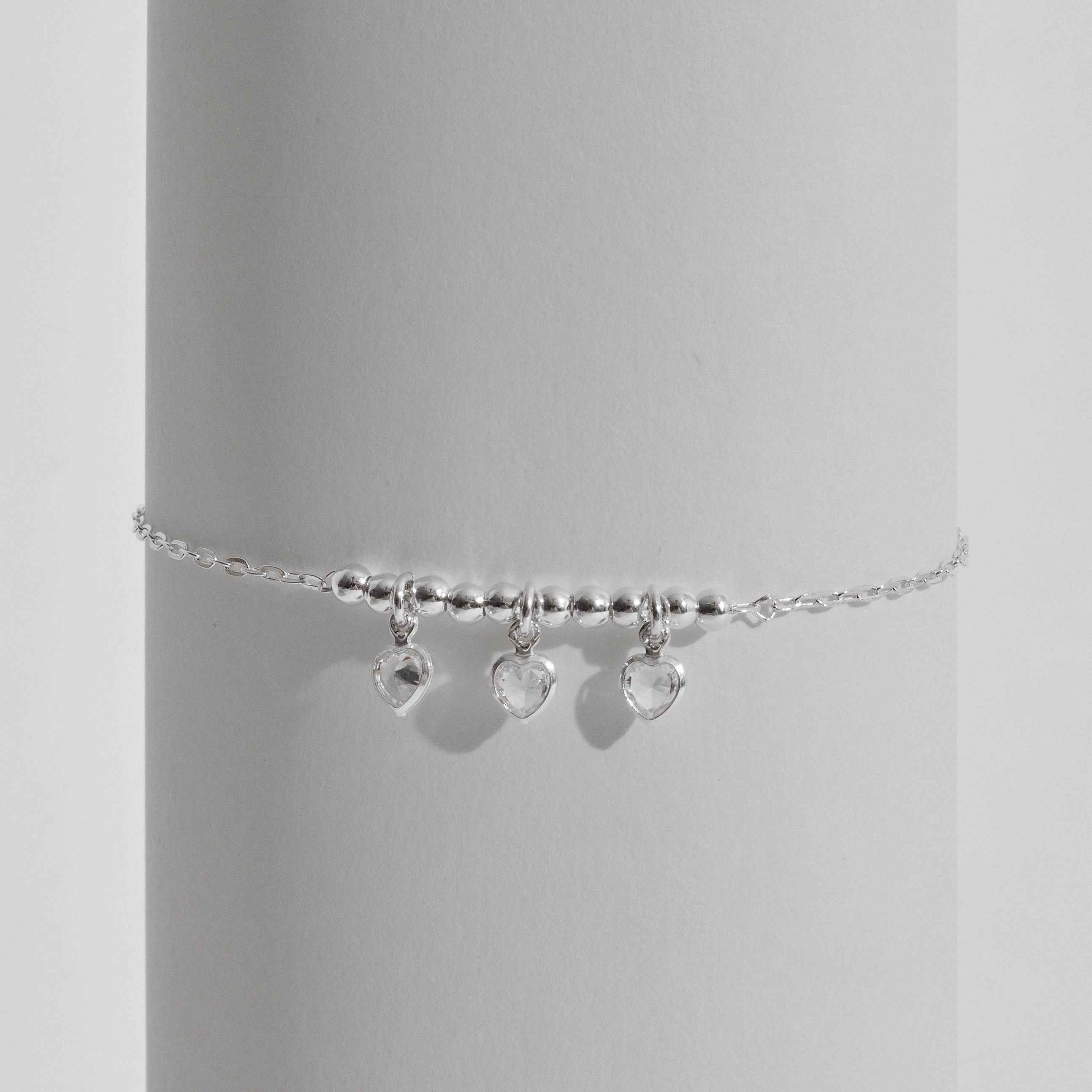 Pulseira entremeio bolas 3mm pingentes zircônia coração