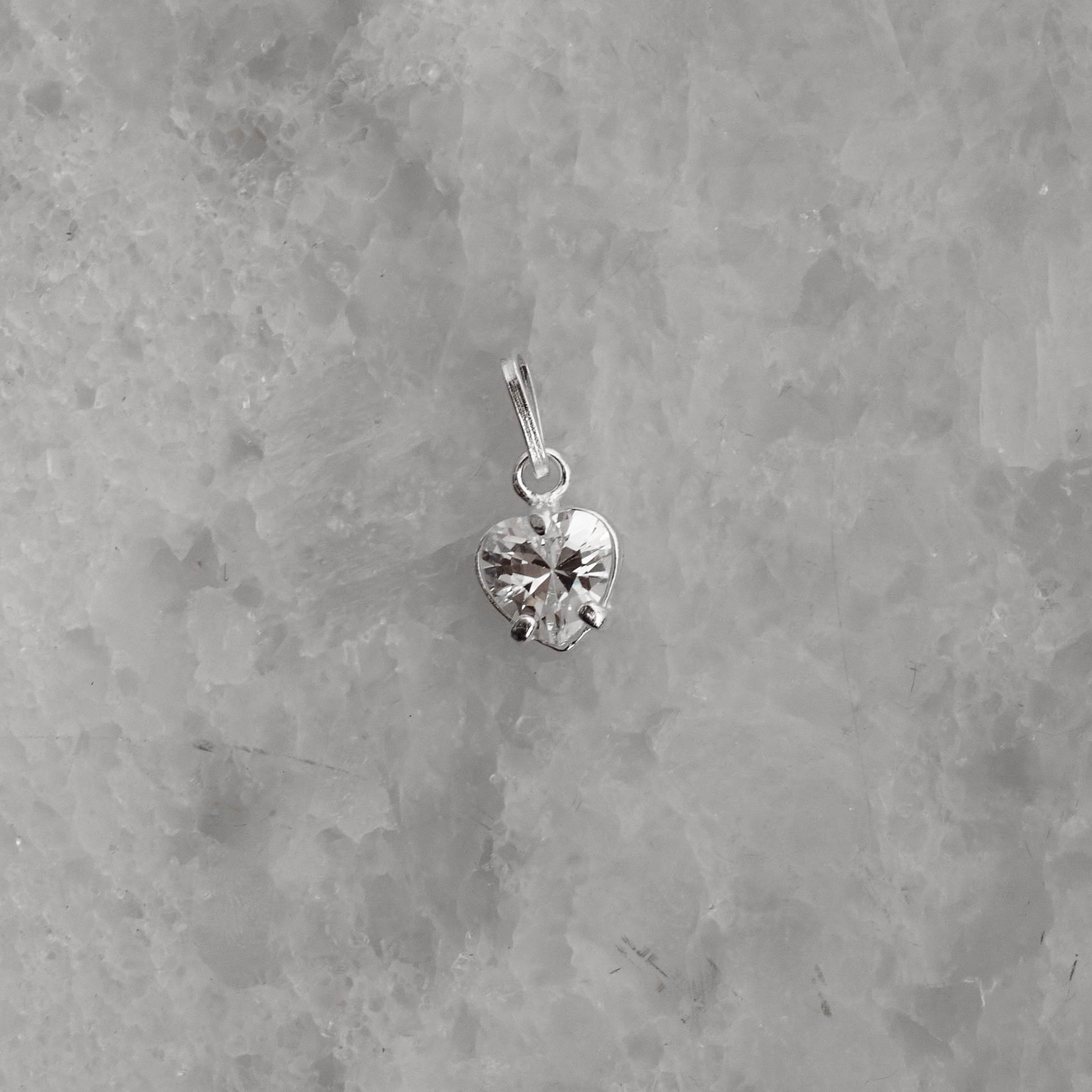 Imagem Secundária Pingente zircônia coração cristal 7mm