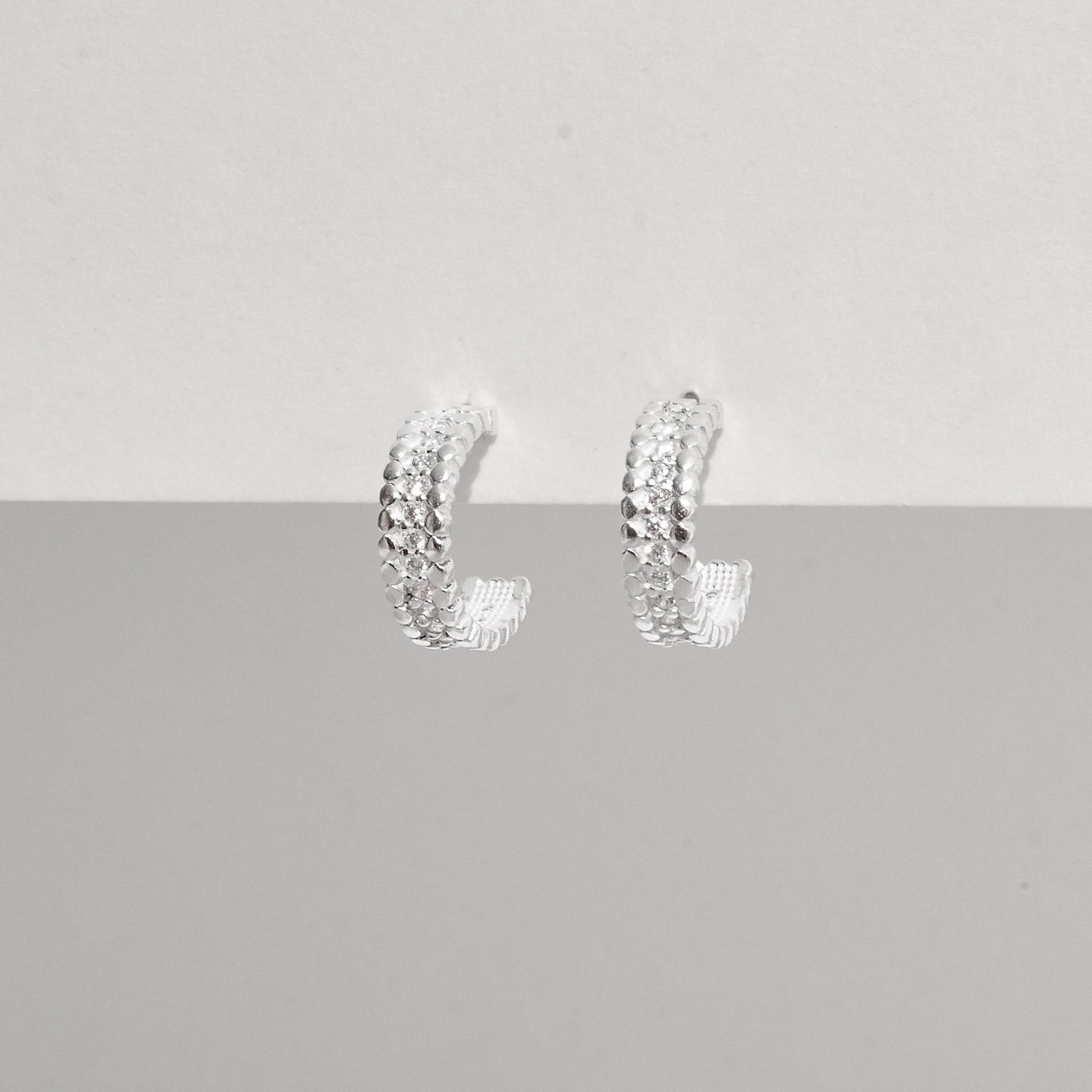 Imagem Secundária Argola fio bolinhas com cravejado 15mm tarraxa