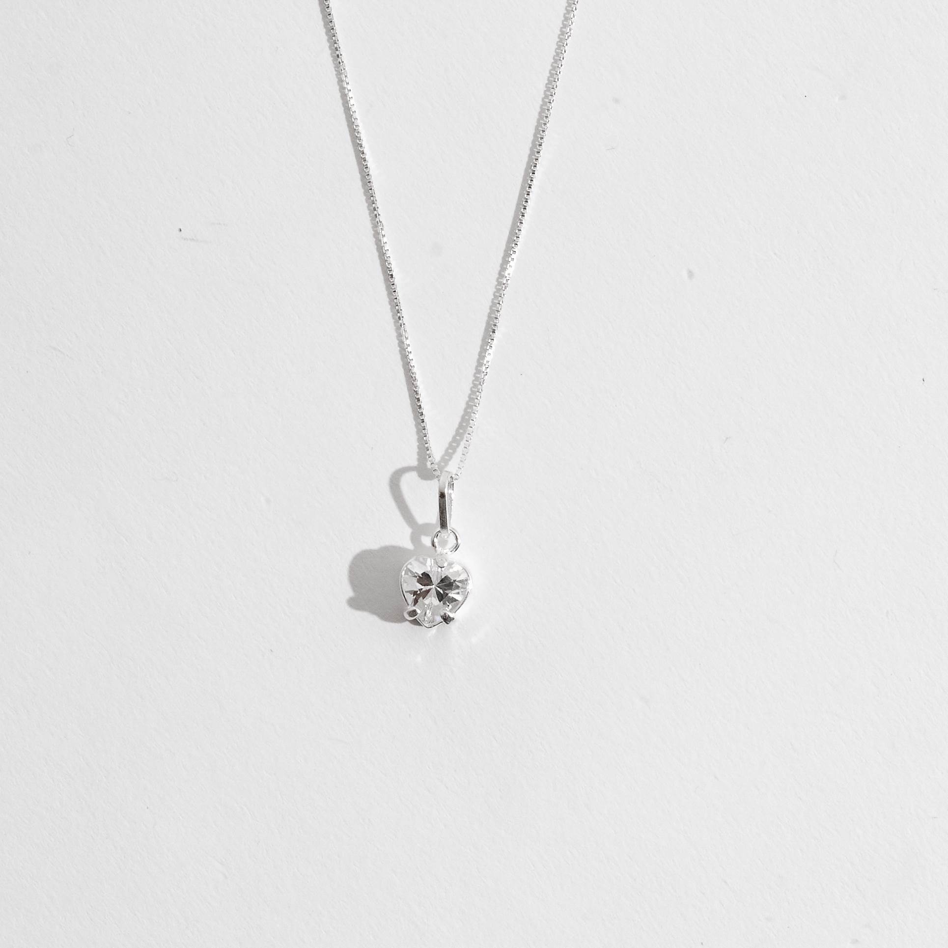 Imagem Colar pingente zircônia coração cristal 7mm 45cm