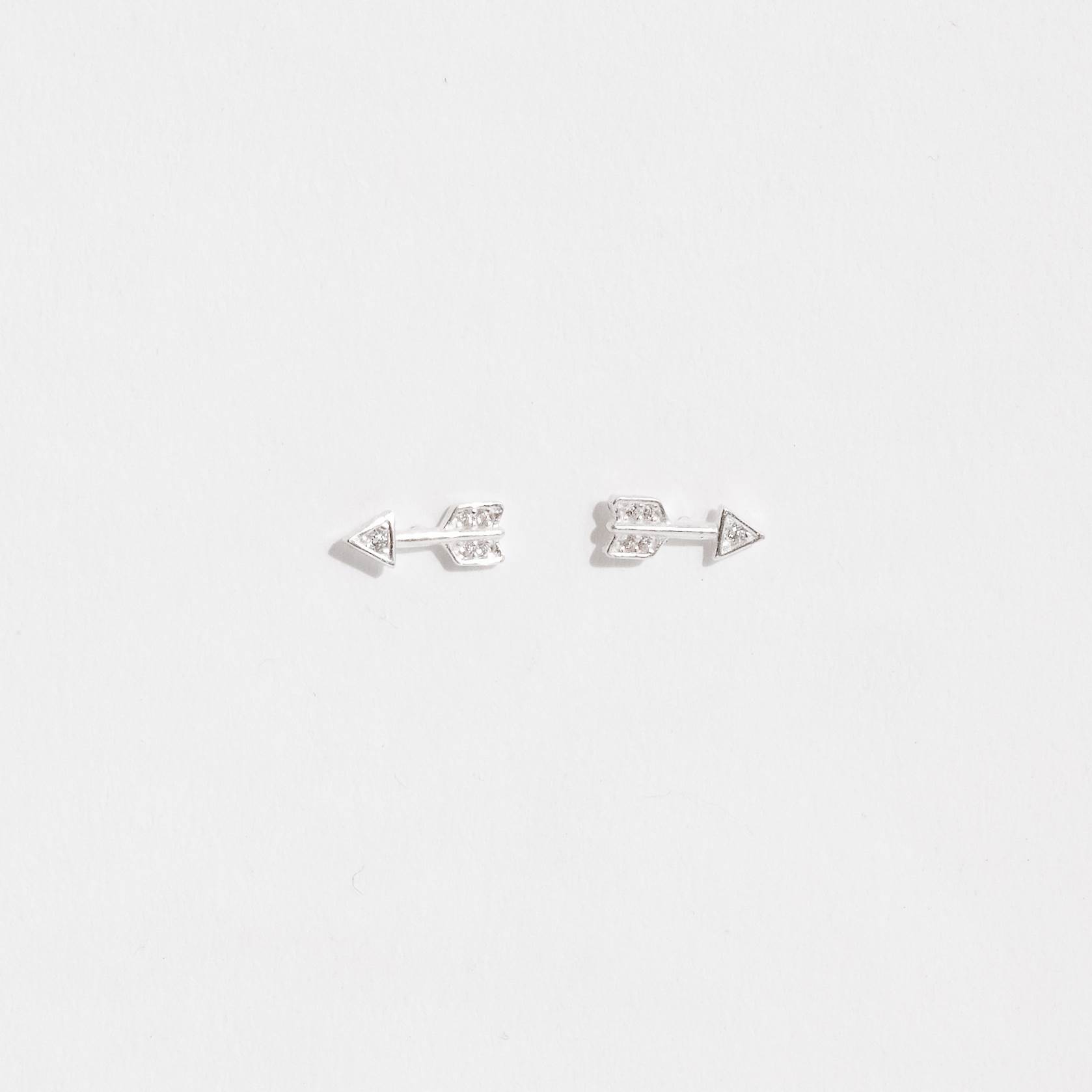 Imagem Brinco flecha cravejada 9mm