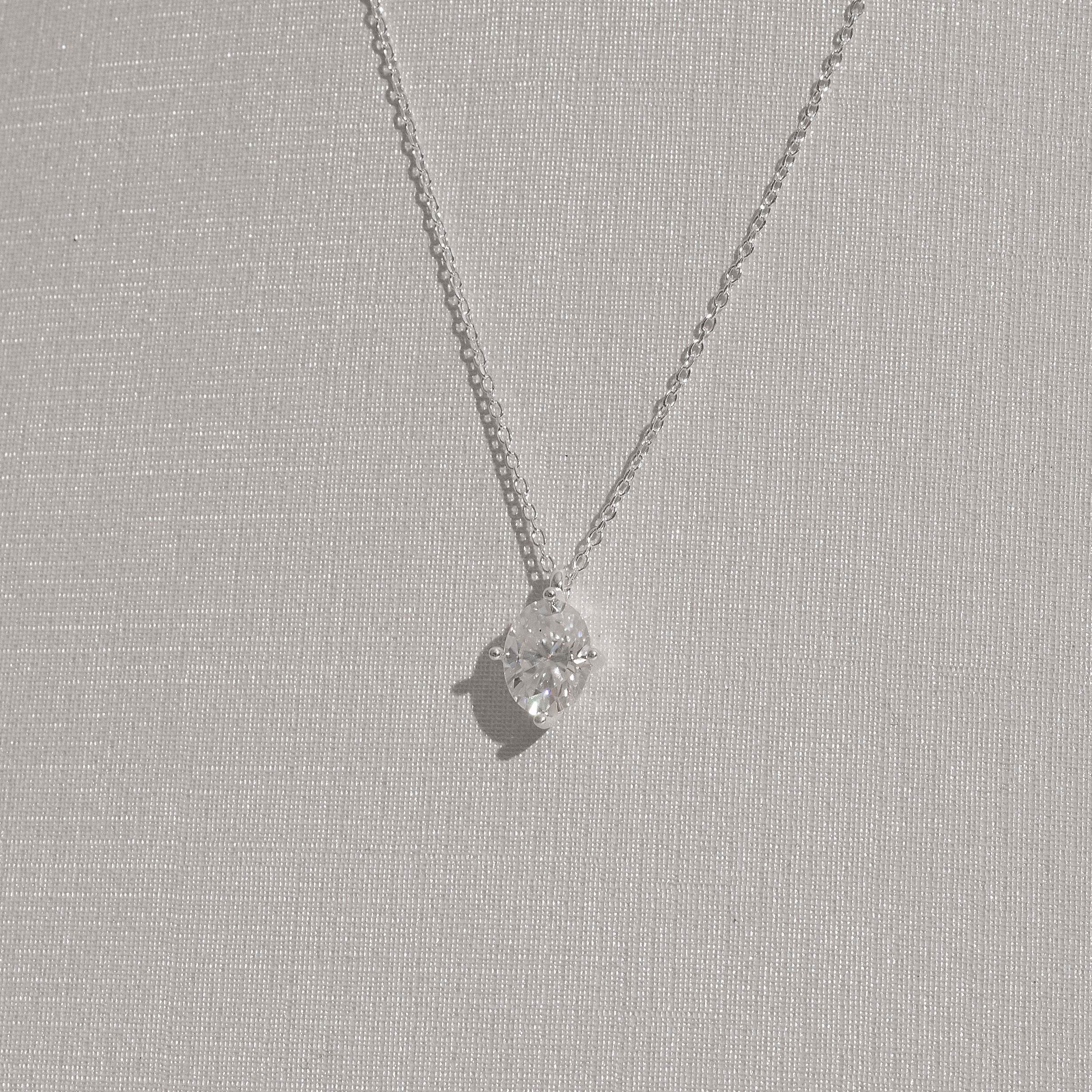 Colar pingente moissanite oval cristal 8x6mm corrente cadeado 40+5cm