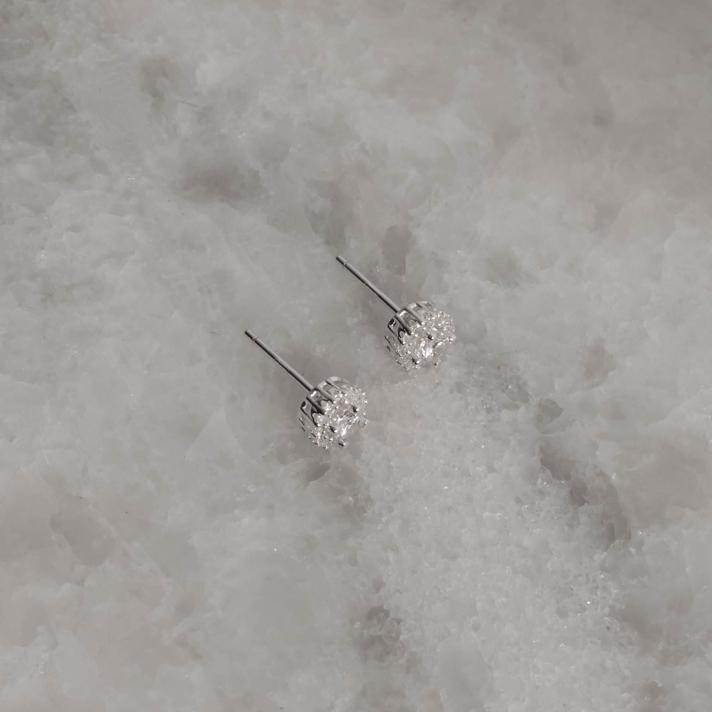 Imagem Secundária Brinco zircônia cristal com cravejado 6mm