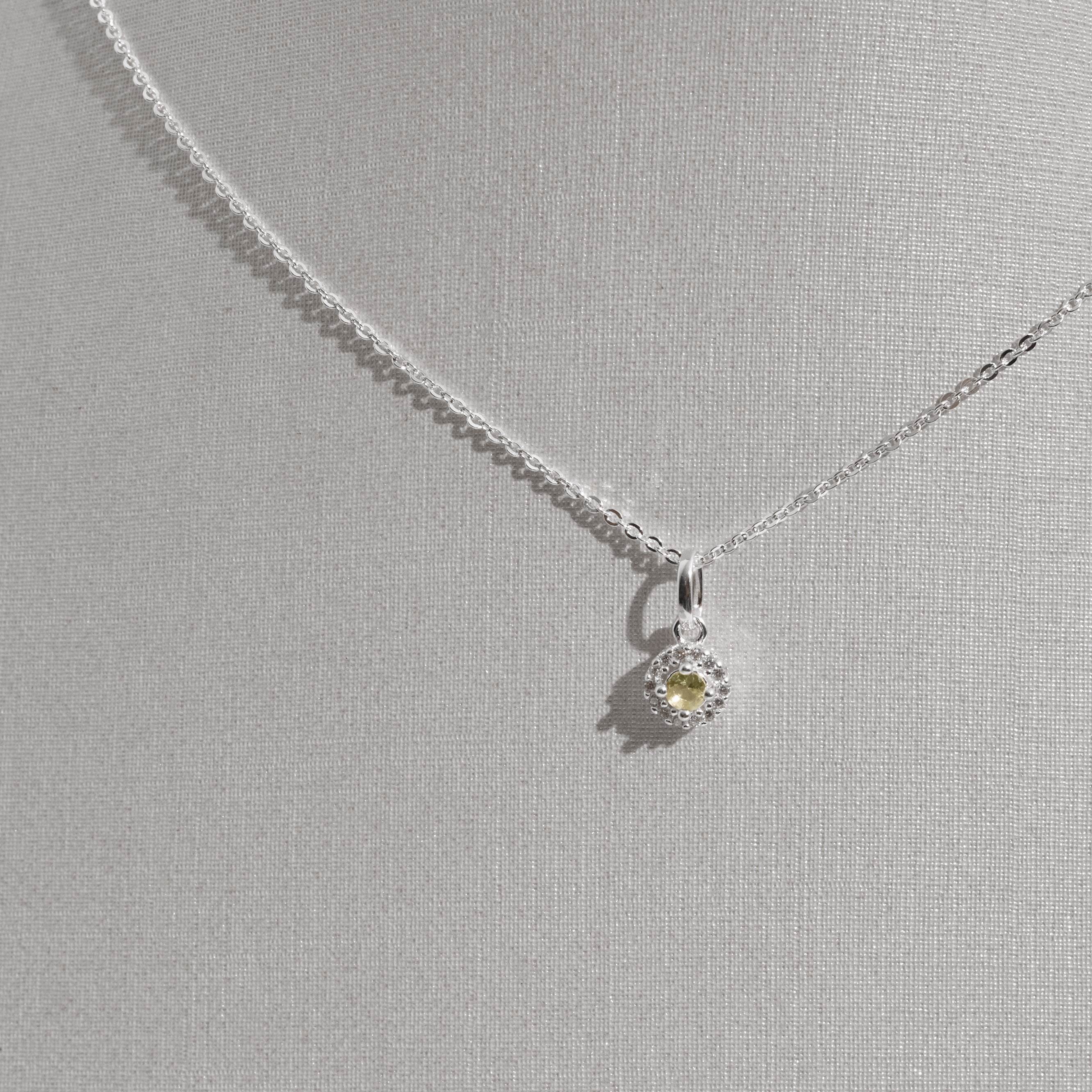 Imagem Secundária Conjunto brinco e colar zircônia amarela com cravejado 6mm corrente cadeadinho 40cm