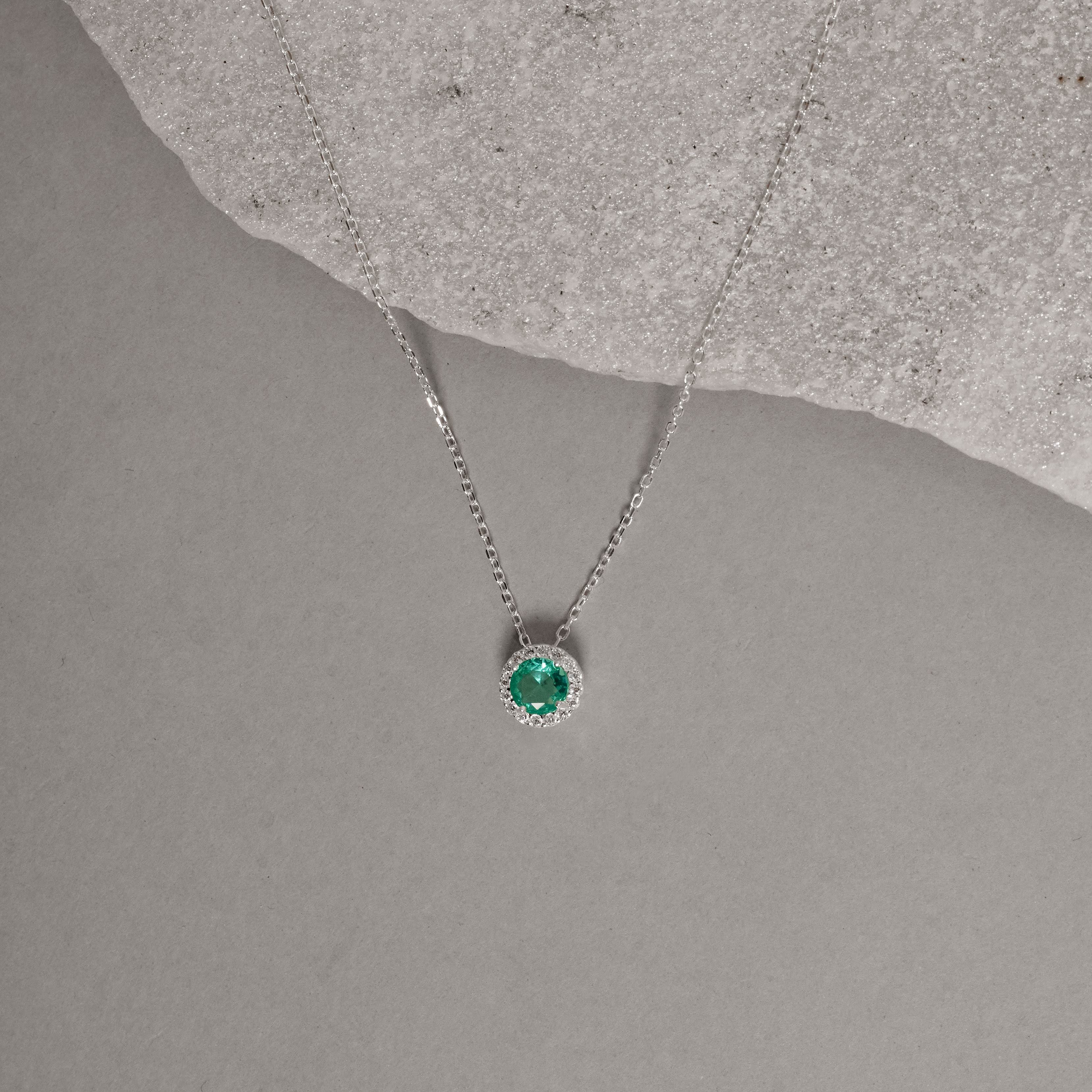 Imagem Secundária Colar pingente zircônia redonda turmalina com cravejado 8mm corrente cadeado 40+5cm
