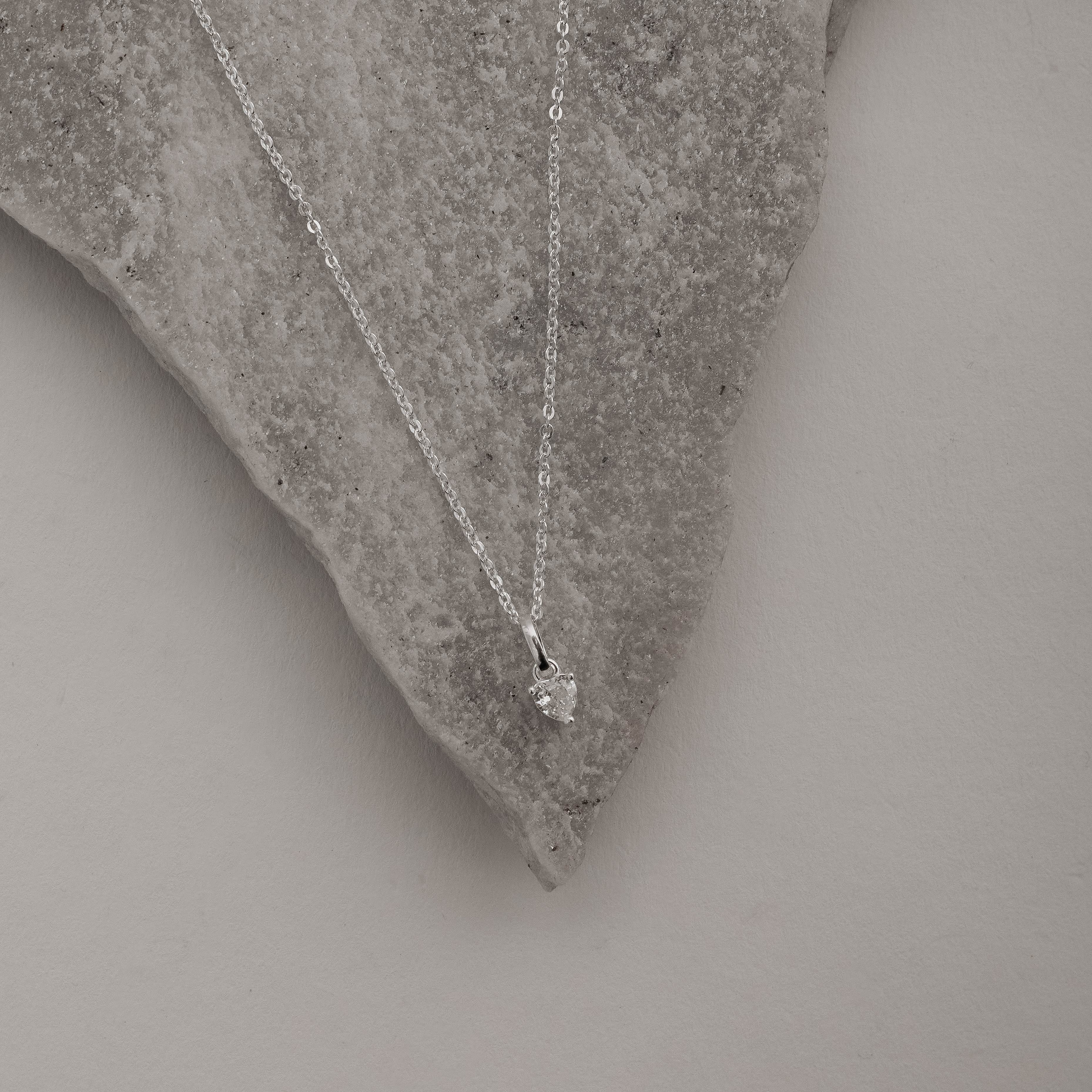 Imagem Secundária Colar pingente zircônia coração 5mm cristal corrente cadeadinho 40cm