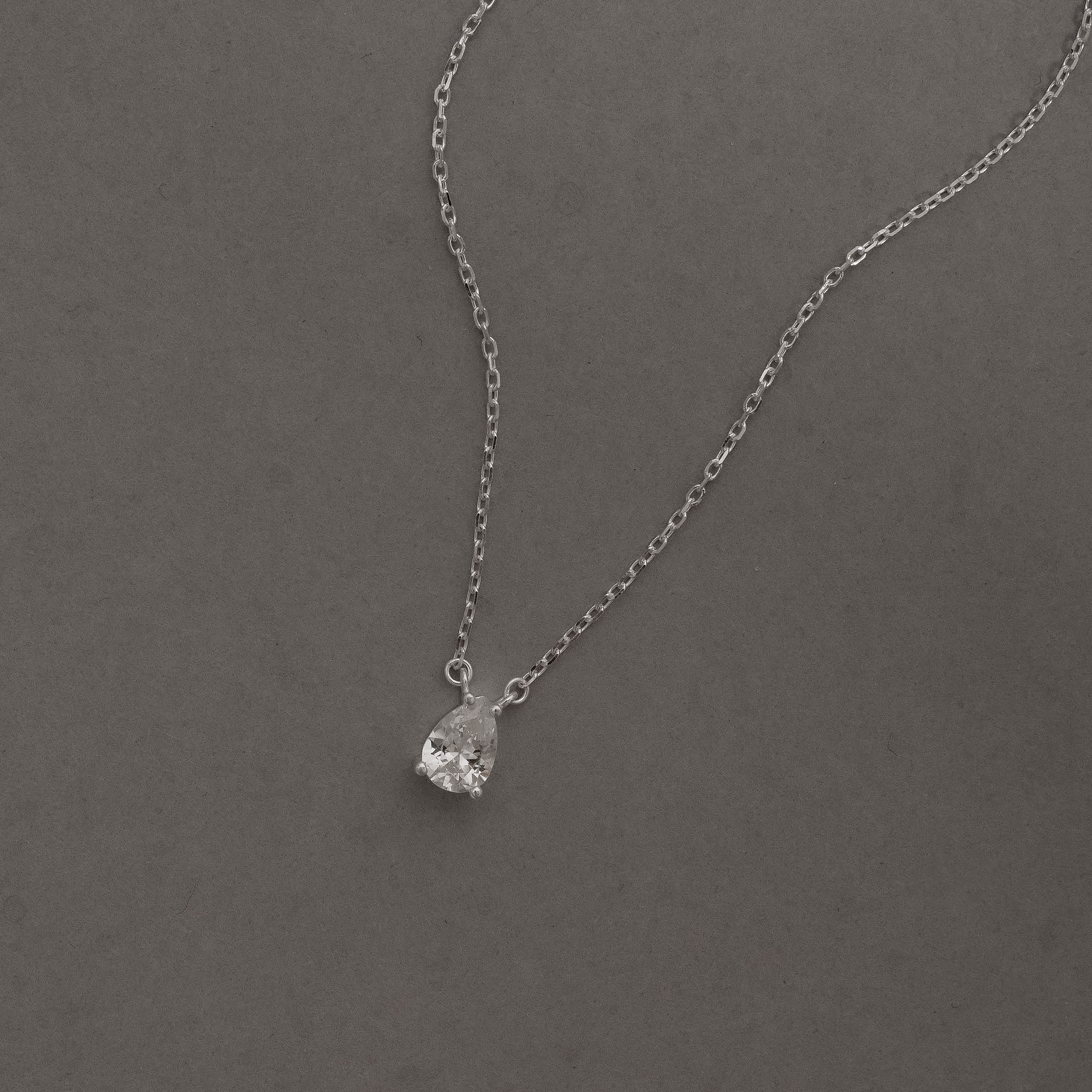 Colar entremeio zircônia gota 7x5mm 40+5cm