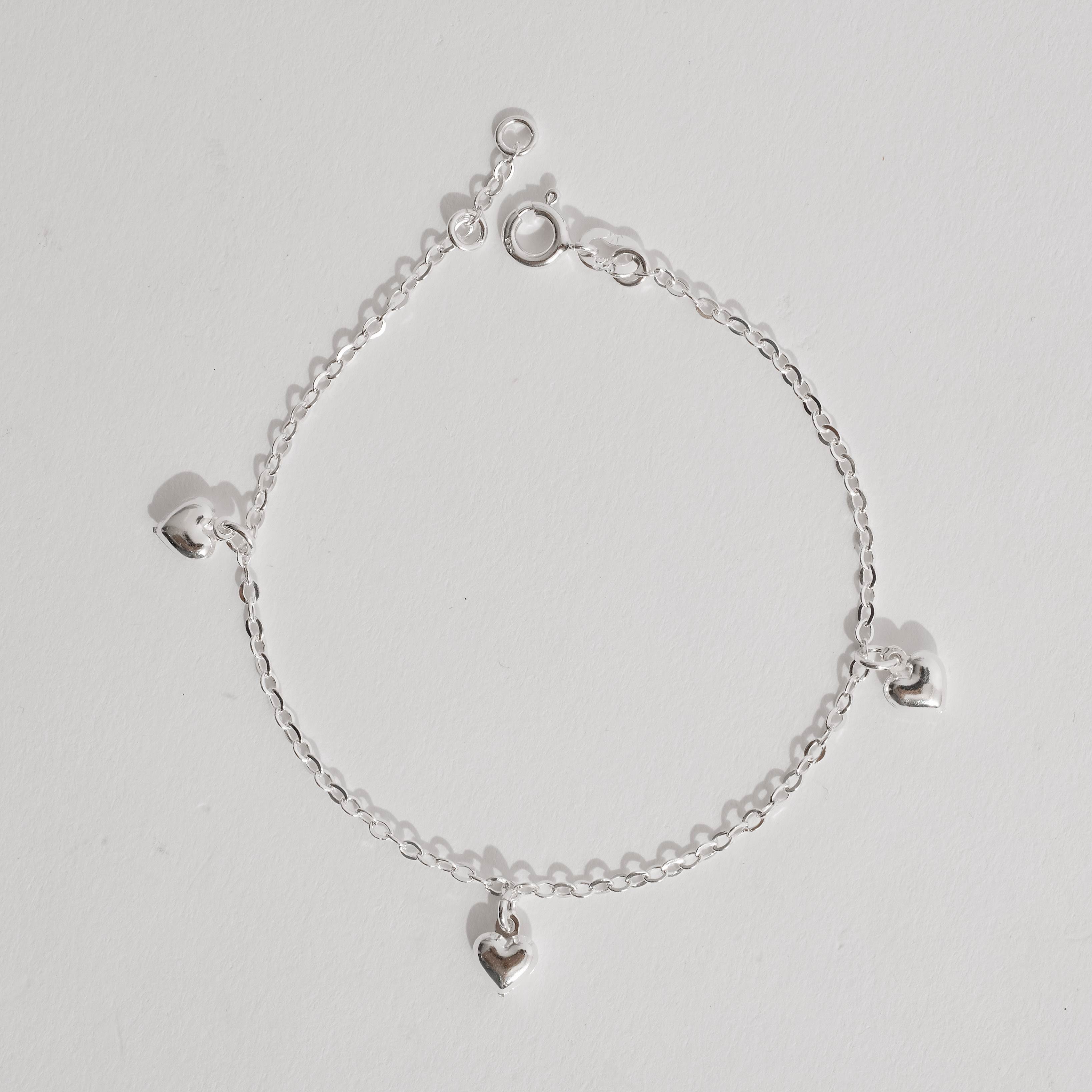 Imagem Pulseira infantil pingentes corações 6mm 15cm