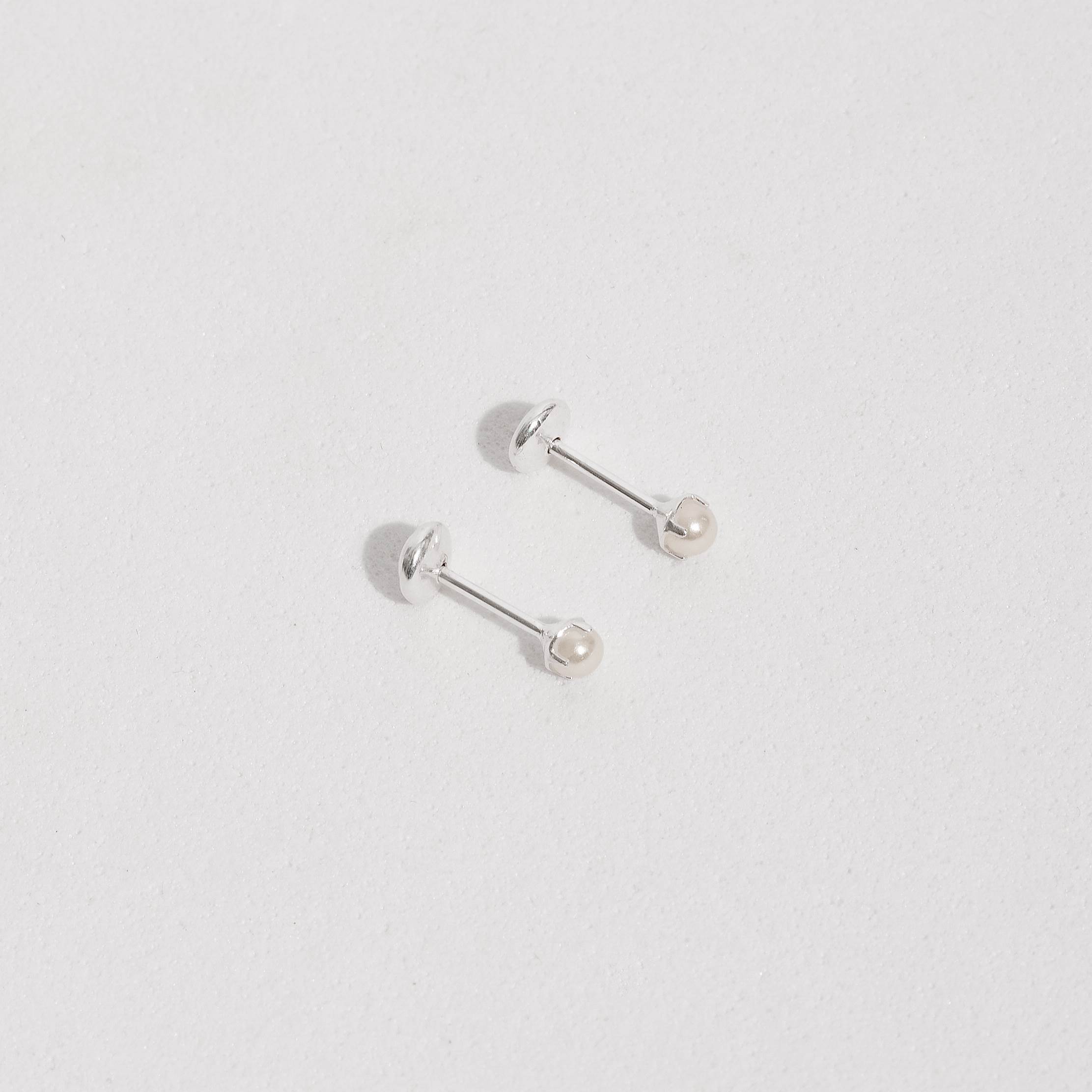 Brinco pérola 3mm tarraxa baby