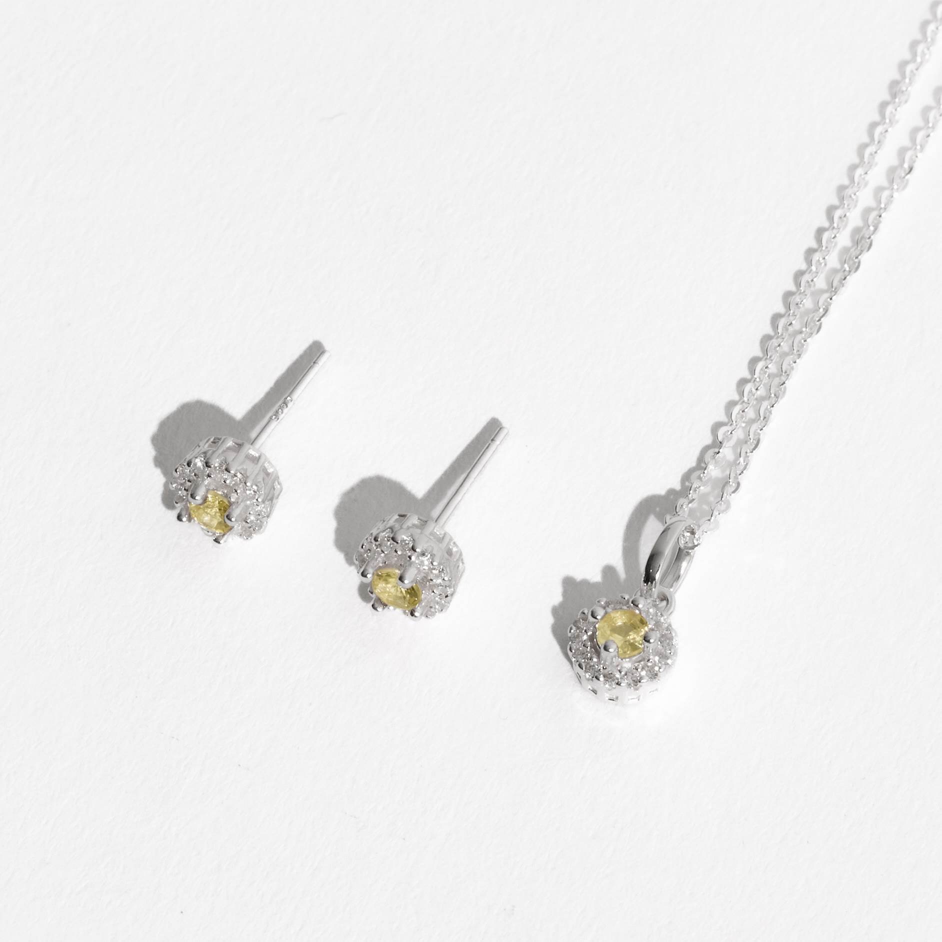 Conjunto brinco e colar zircônia amarela com cravejado 6mm corrente cadeadinho 40cm