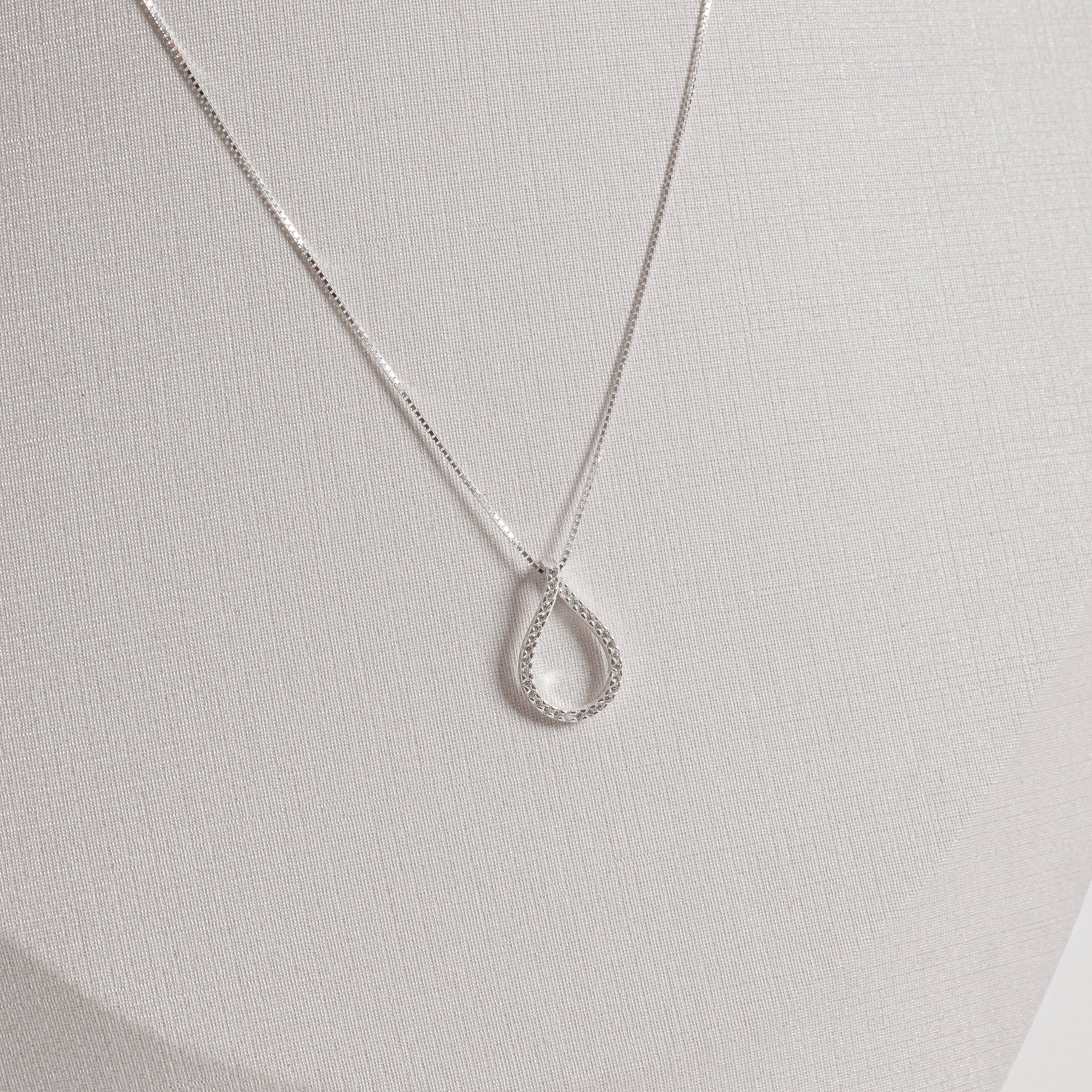Colar gota vazada cravejada 20mm 45cm