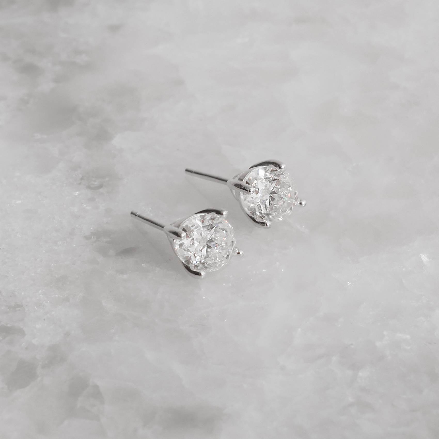 Imagem Secundária Brinco moissanite oval 8x6mm