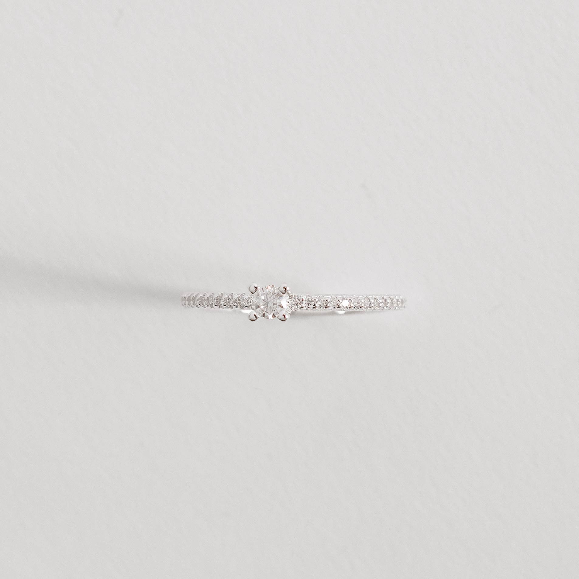 Imagem Anel meia aliança com solitário moissanite 3mm 