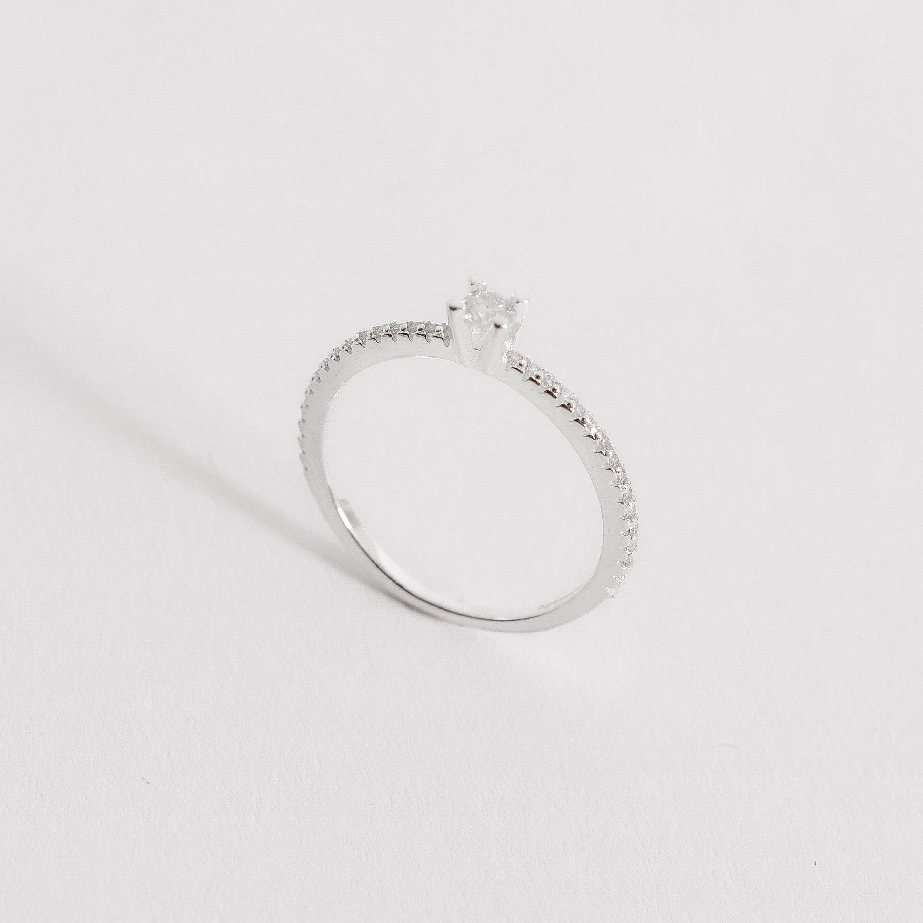 Imagem Secundária Anel meia aliança com solitário moissanite 3mm 
