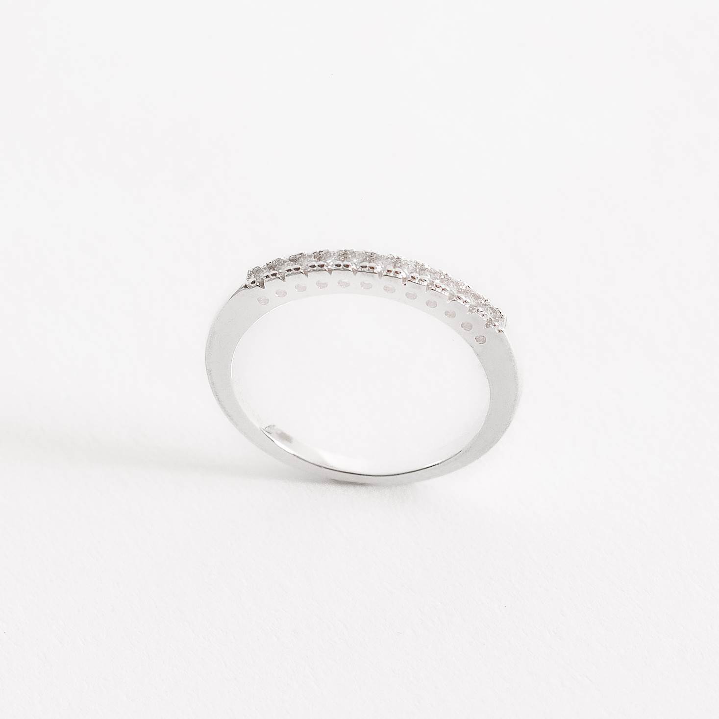 Anel meia aliança moissanite 1.5mm 